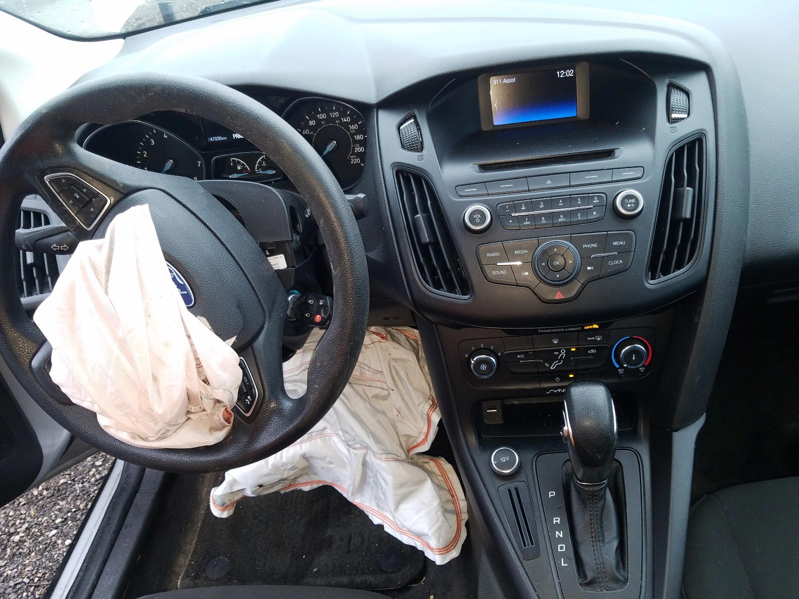 Photo 9 from auction – 2016 FORD FOCUS S with VIN 1FADP3E2XGL295602