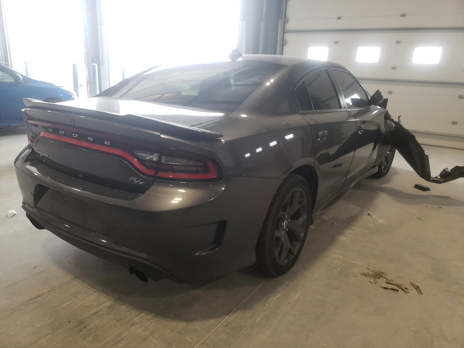 Photo 4 from auction – 2019 DODGE CHARGER R/ with VIN 2C3CDXCT4KH575656