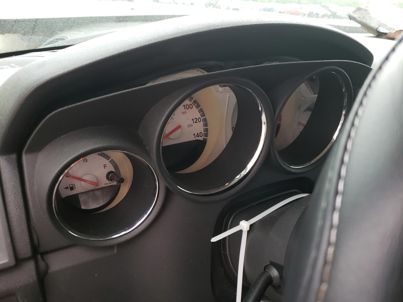 Photo 8 from auction – 2009 DODGE CHARGER with VIN 2B3KA43V09H635329