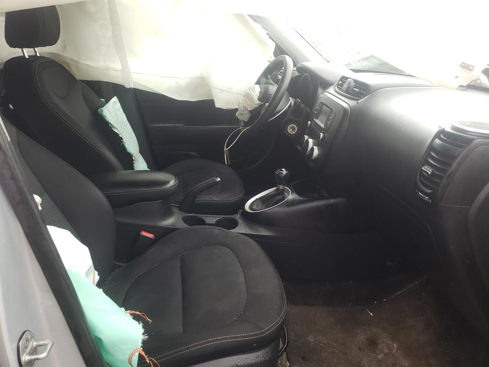 Photo 5 from auction – 2016 KIA SOUL + with VIN KNDJP3A51G7864178