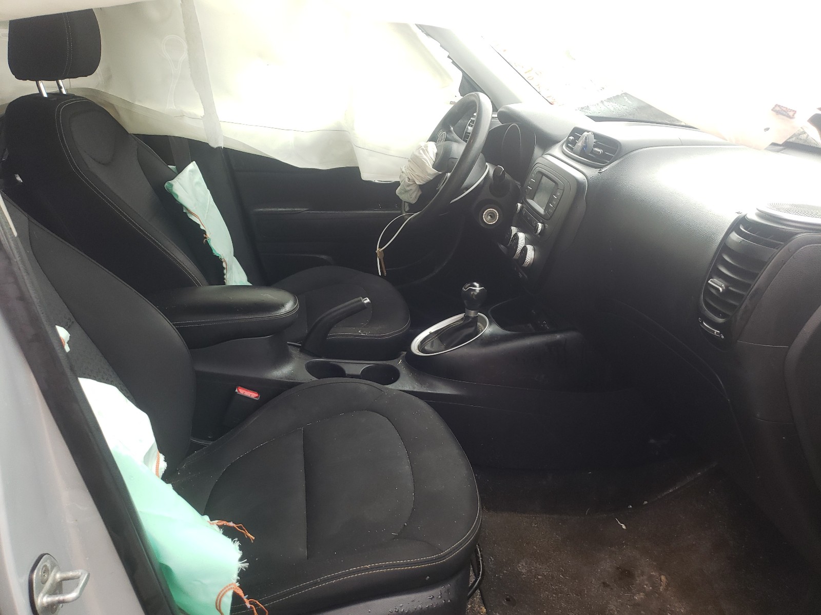 Фото 5 с аукциона – 2016 KIA SOUL + с VIN KNDJP3A51G7864178