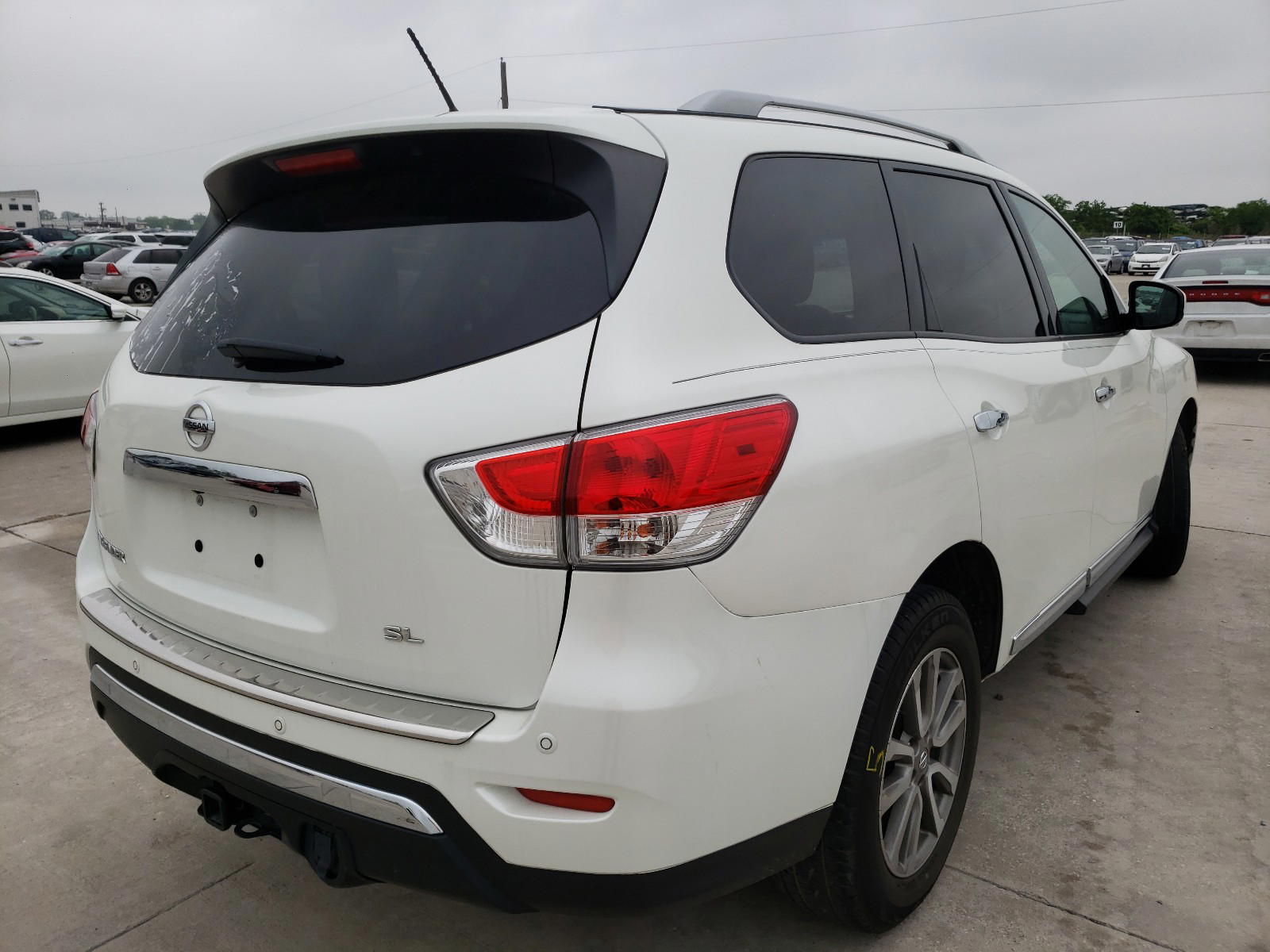 Photo 4 from auction – 2015 NISSAN PATHFINDER with VIN 5N1AR2MN5FC705343