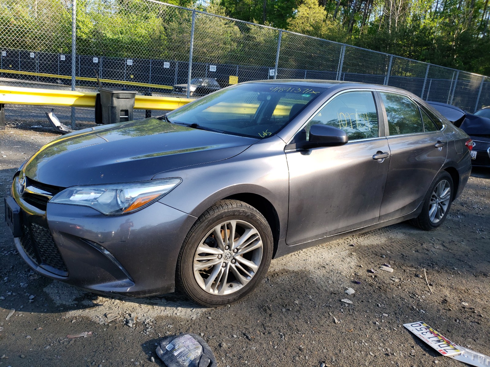Photo 2 from auction – 2016 TOYOTA CAMRY LE with VIN 4T1BF1FK2GU586365