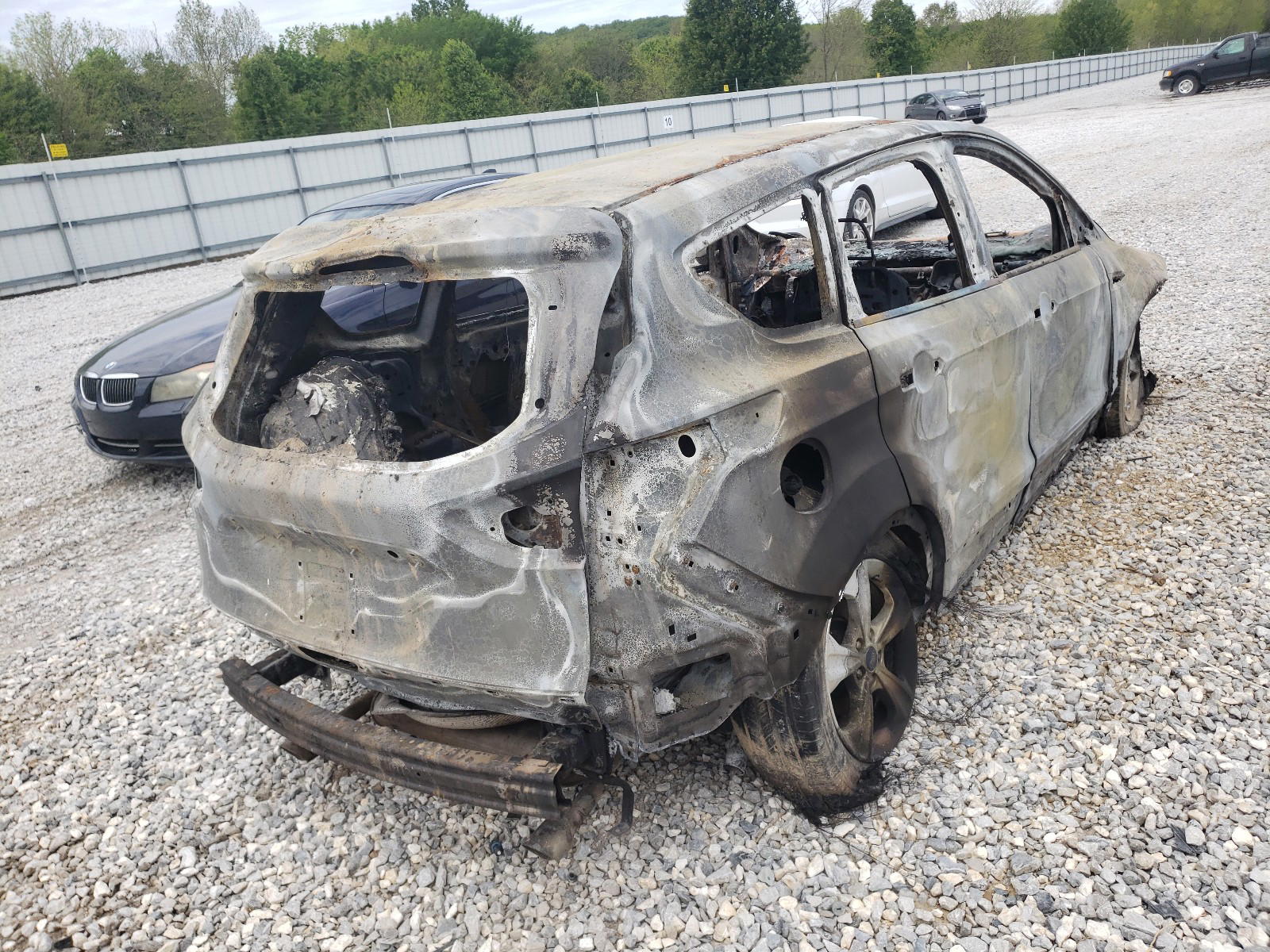 Photo 4 from auction – 2016 FORD ESCAPE SE with VIN 1FMCU0G77GUC78624