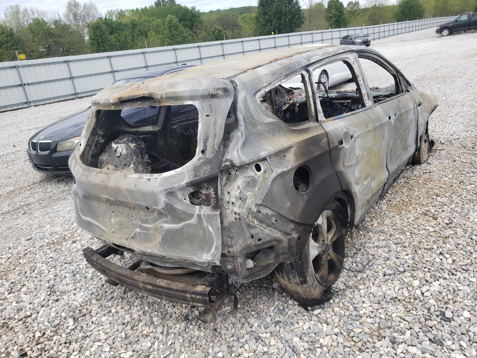 صورة رقم 4 من المزاد - 2016 FORD ESCAPE SE مع VIN 1FMCU0G77GUC78624