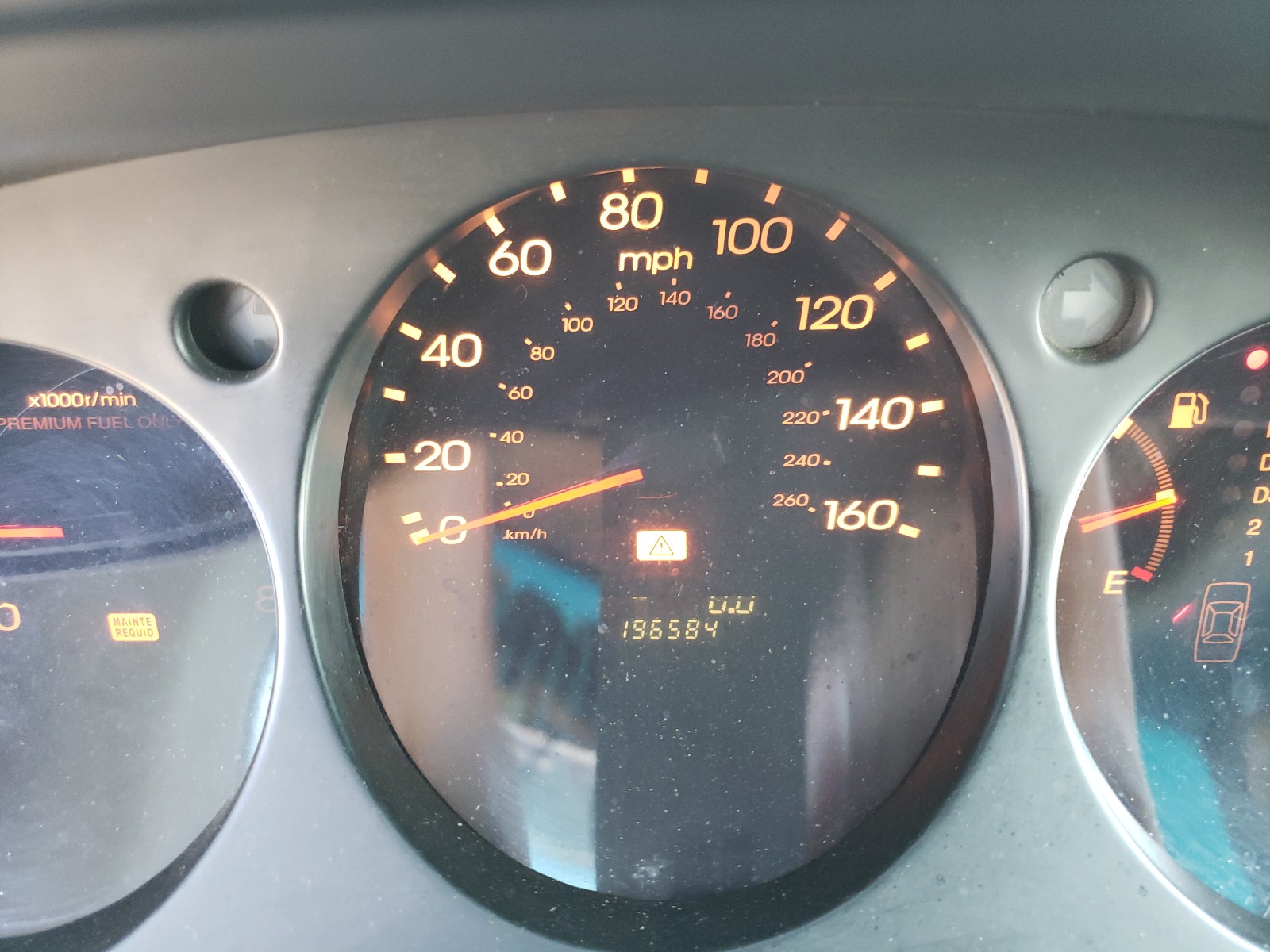 Photo 8 from auction – 2000 ACURA 3.5RL with VIN JH4KA9667YC010801