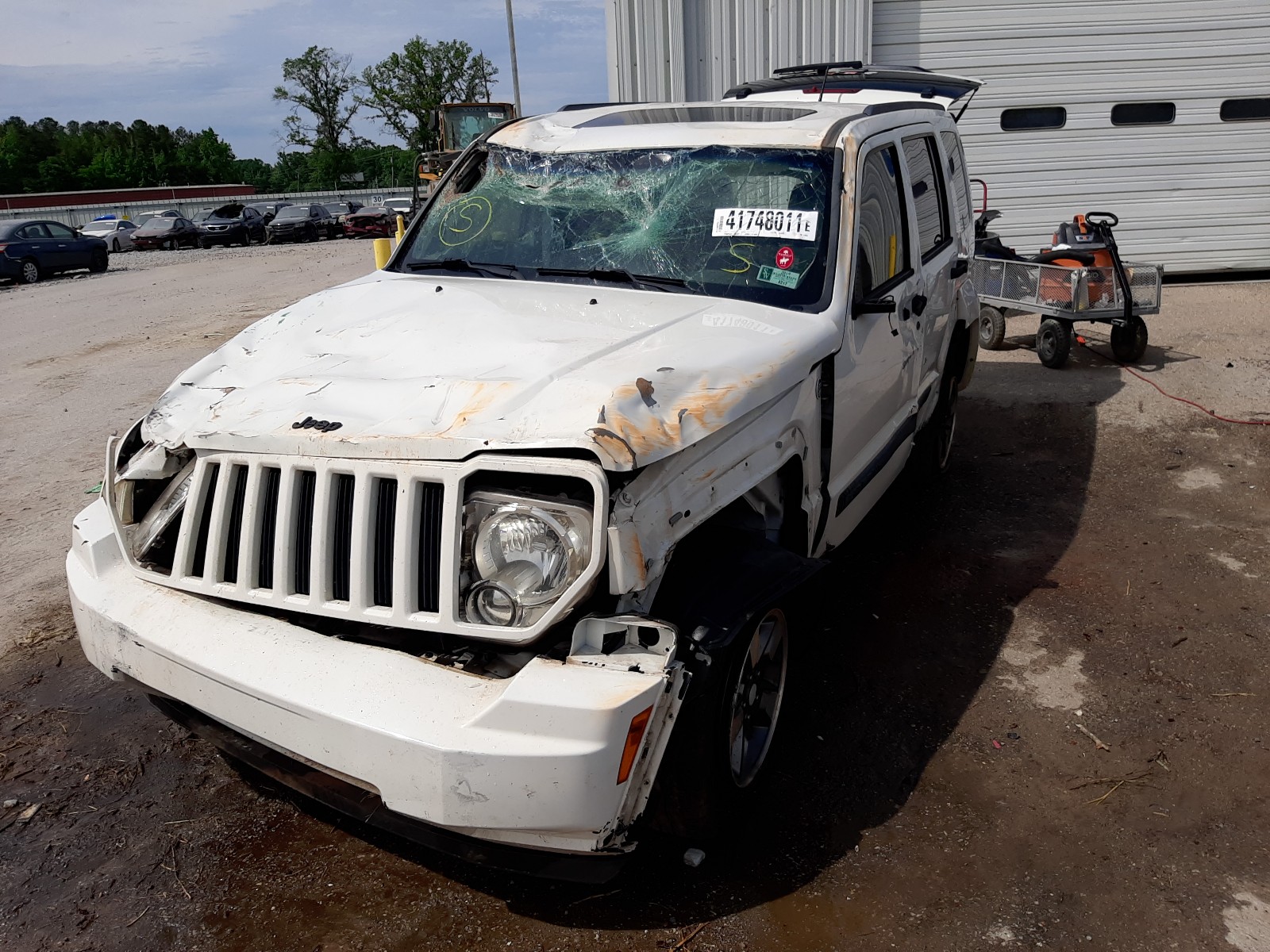 Photo 2 from auction – 2008 JEEP LIBERTY SP with VIN 1J8GN28K58W106205