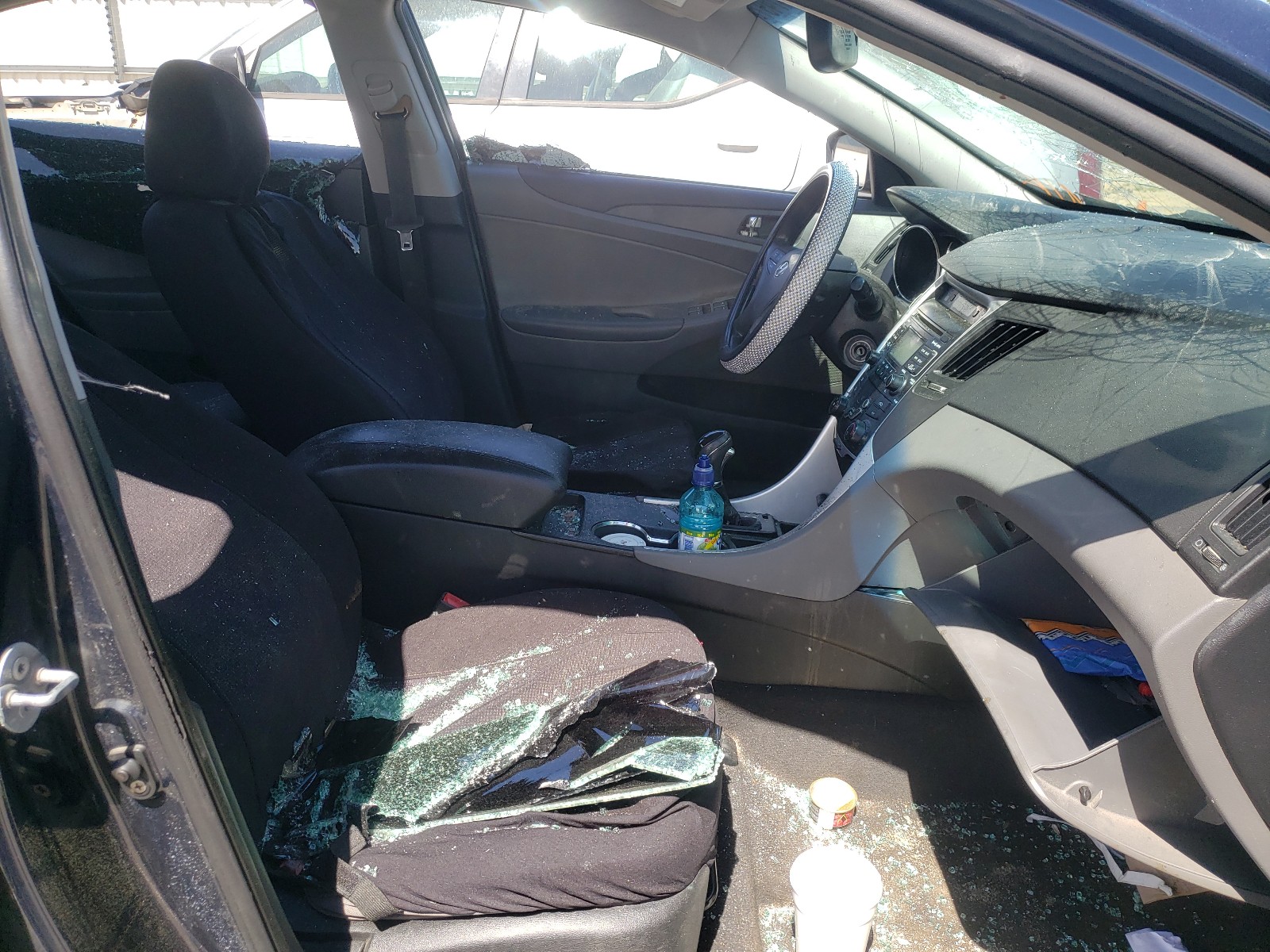 Photo 5 from auction – 2011 HYUNDAI SONATA GLS with VIN 5NPEB4AC3BH176868
