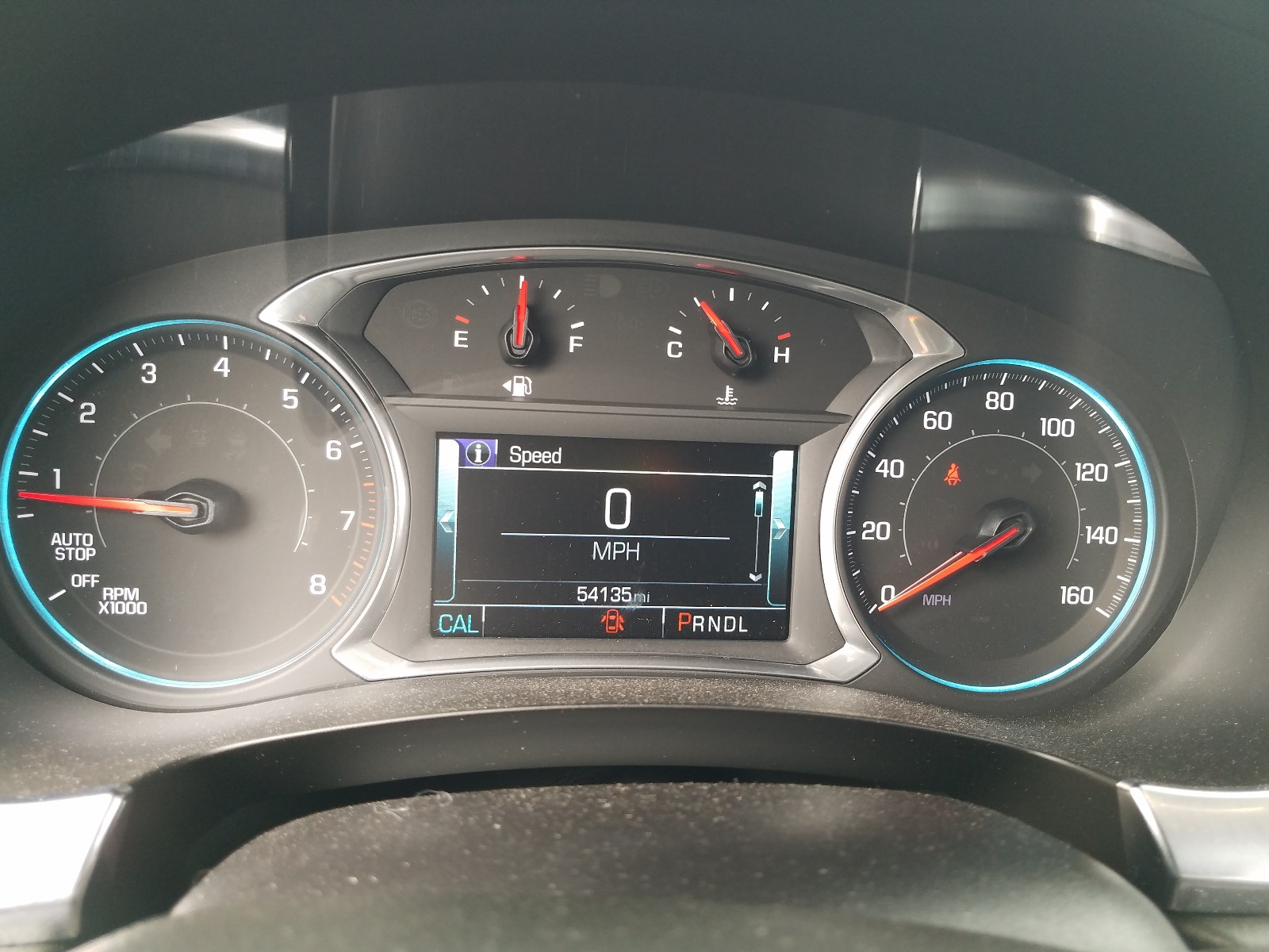 Photo 8 from auction – 2018 CHEVROLET TRAVERSE L with VIN 1GNERHKW2JJ178569