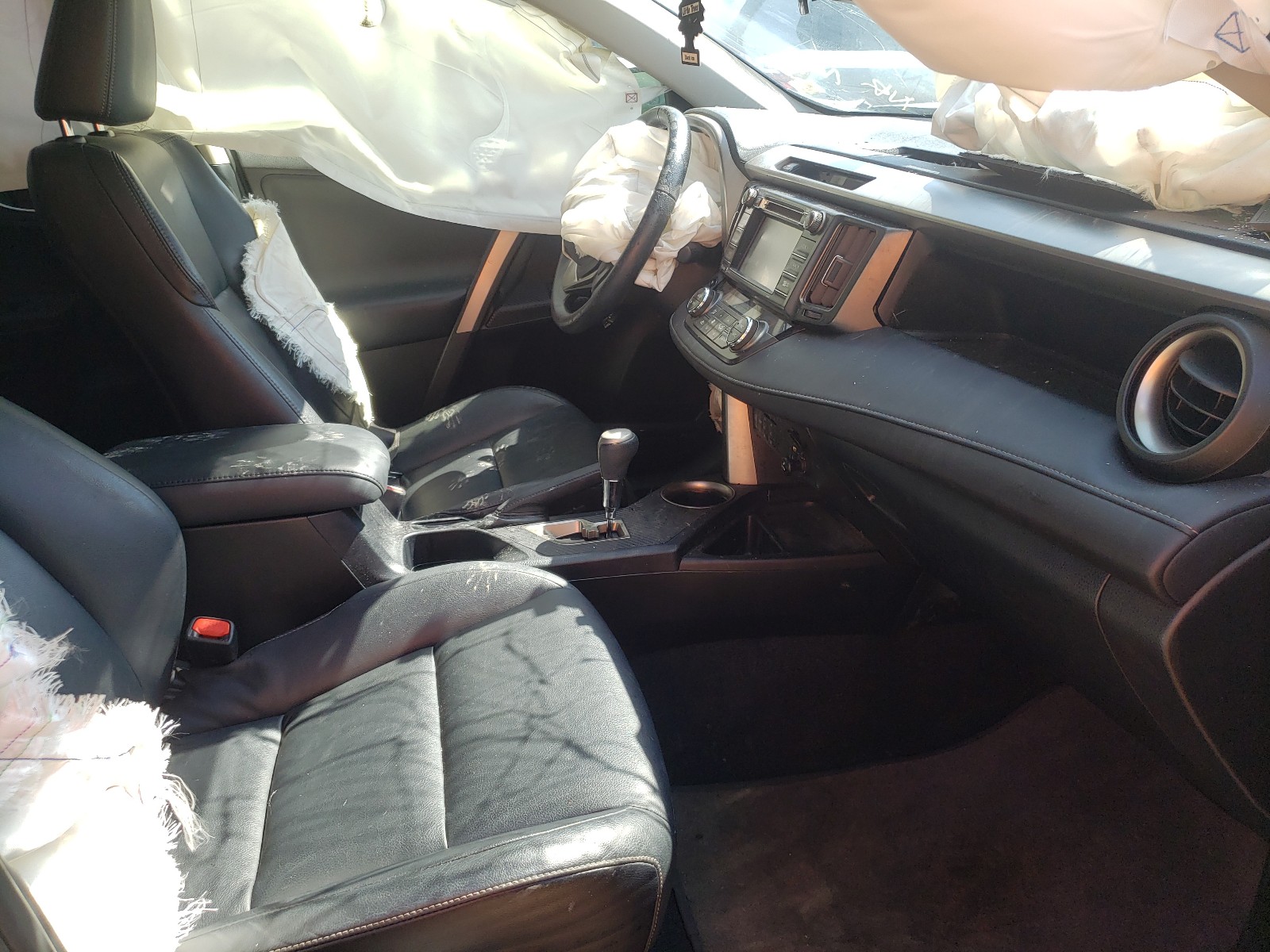 Zdjęcie 5 z aukcji – 2015 TOYOTA RAV4 LIMIT z VIN JTMYFREV2FD072474