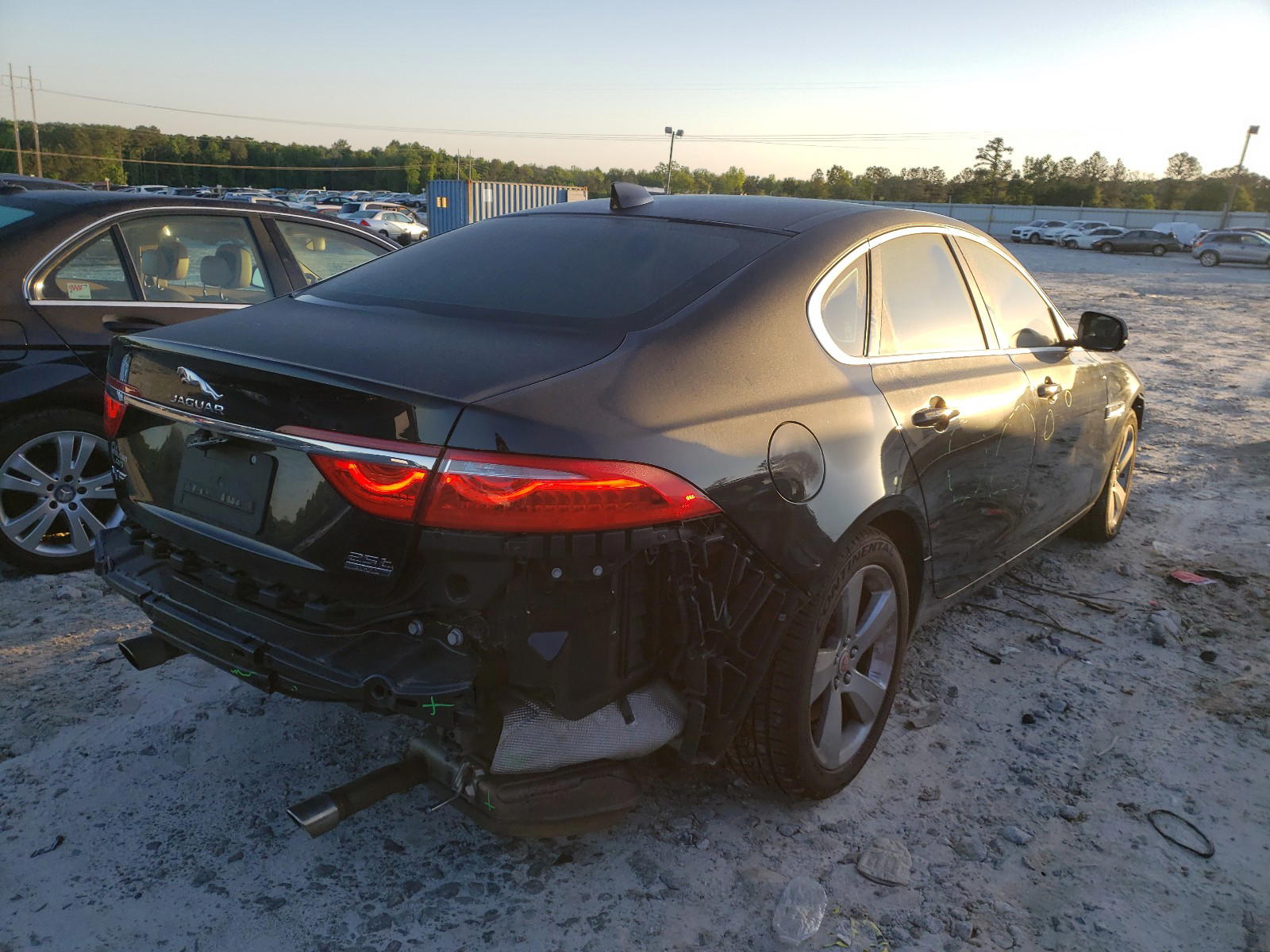 Photo 4 from auction – 2018 JAGUAR XF with VIN SAJBS4FX8JCY71180