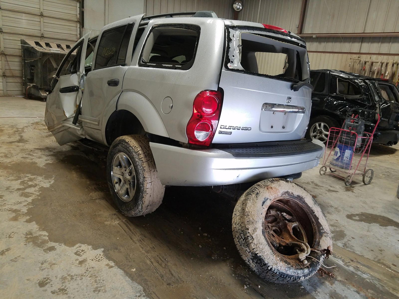 Photo 3 from auction – 2005 DODGE DURANGO LI with VIN 1D8HD58D65F581876