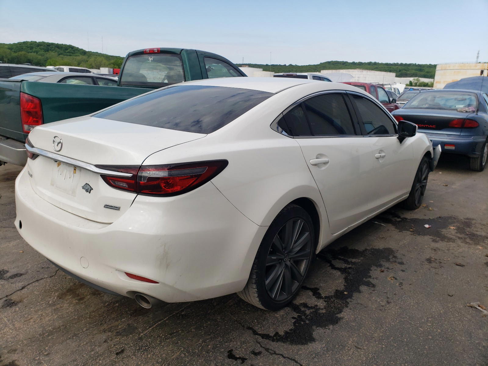 Photo 4 from auction – 2018 MAZDA 6 TOURING with VIN JM1GL1VM2J1305843
