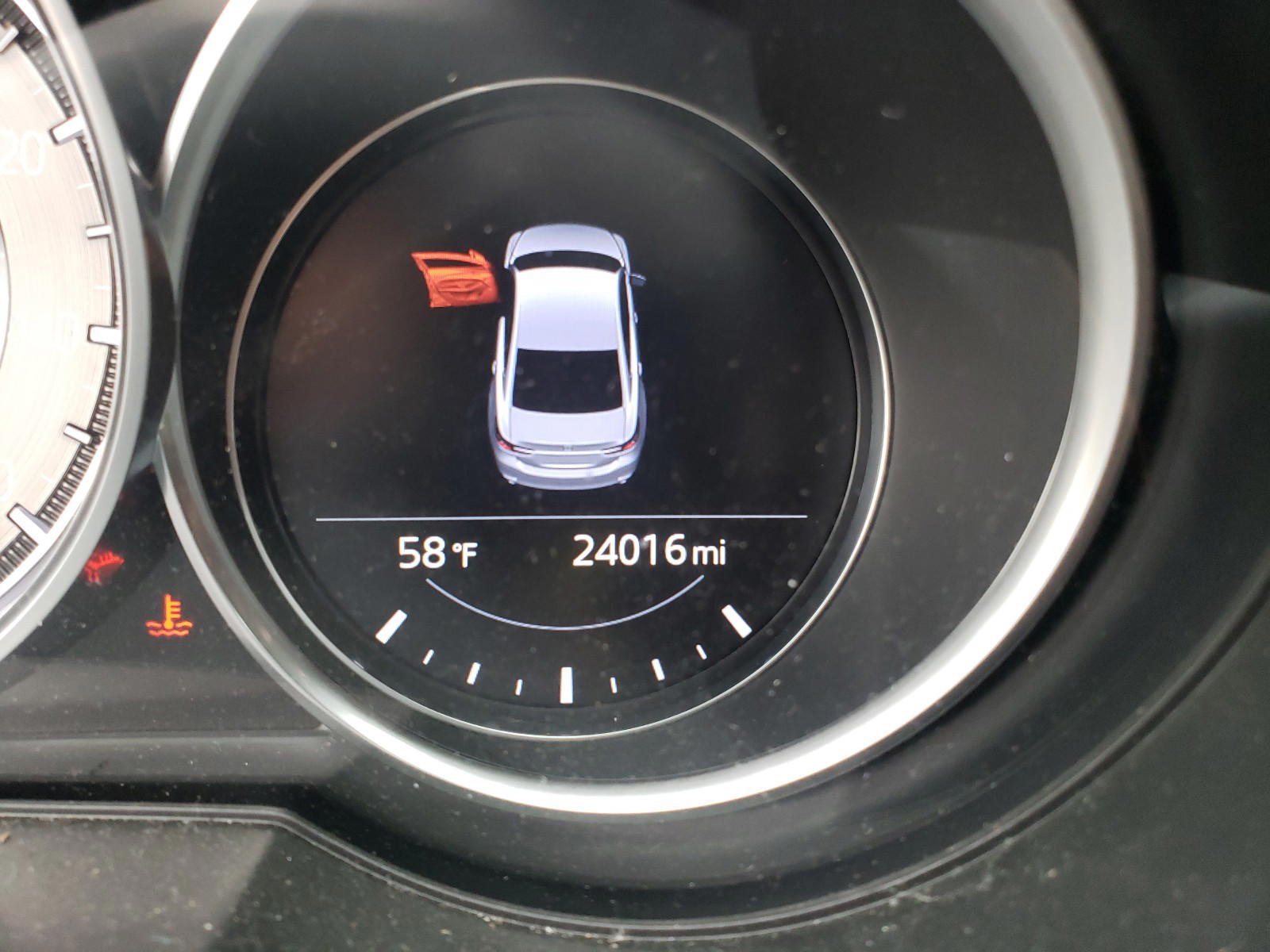 Photo 8 from auction – 2018 MAZDA 6 TOURING with VIN JM1GL1VM2J1305843