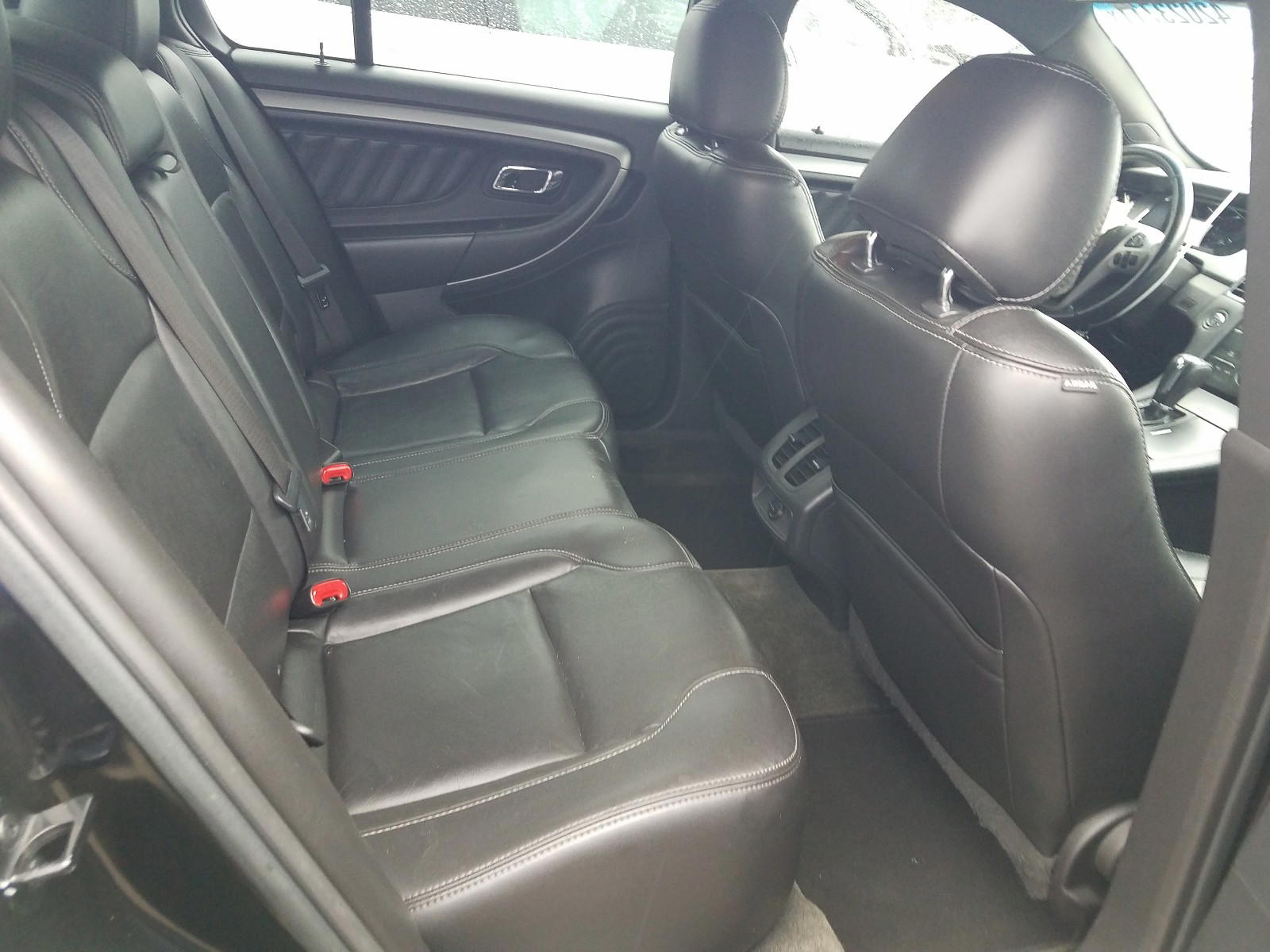 Photo 6 from auction – 2013 FORD TAURUS SEL with VIN 1FAHP2E83DG220762