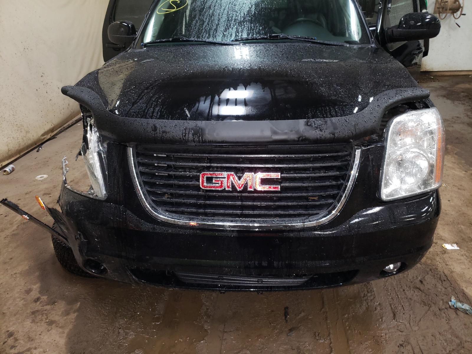Photo 7 from auction – 2013 GMC YUKON SLT with VIN 1GKS2CE08DR213393