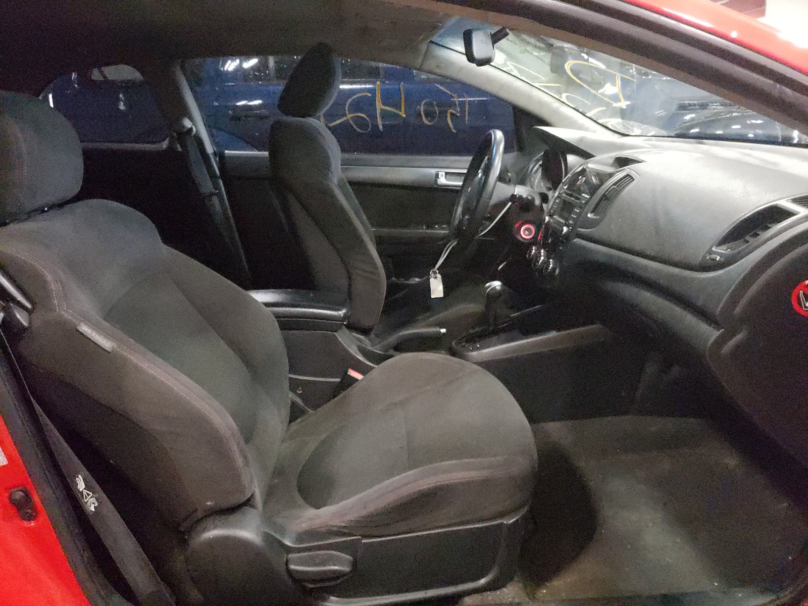 Photo 5 from auction – 2010 KIA FORTE SX with VIN KNAFW6A37A5158891