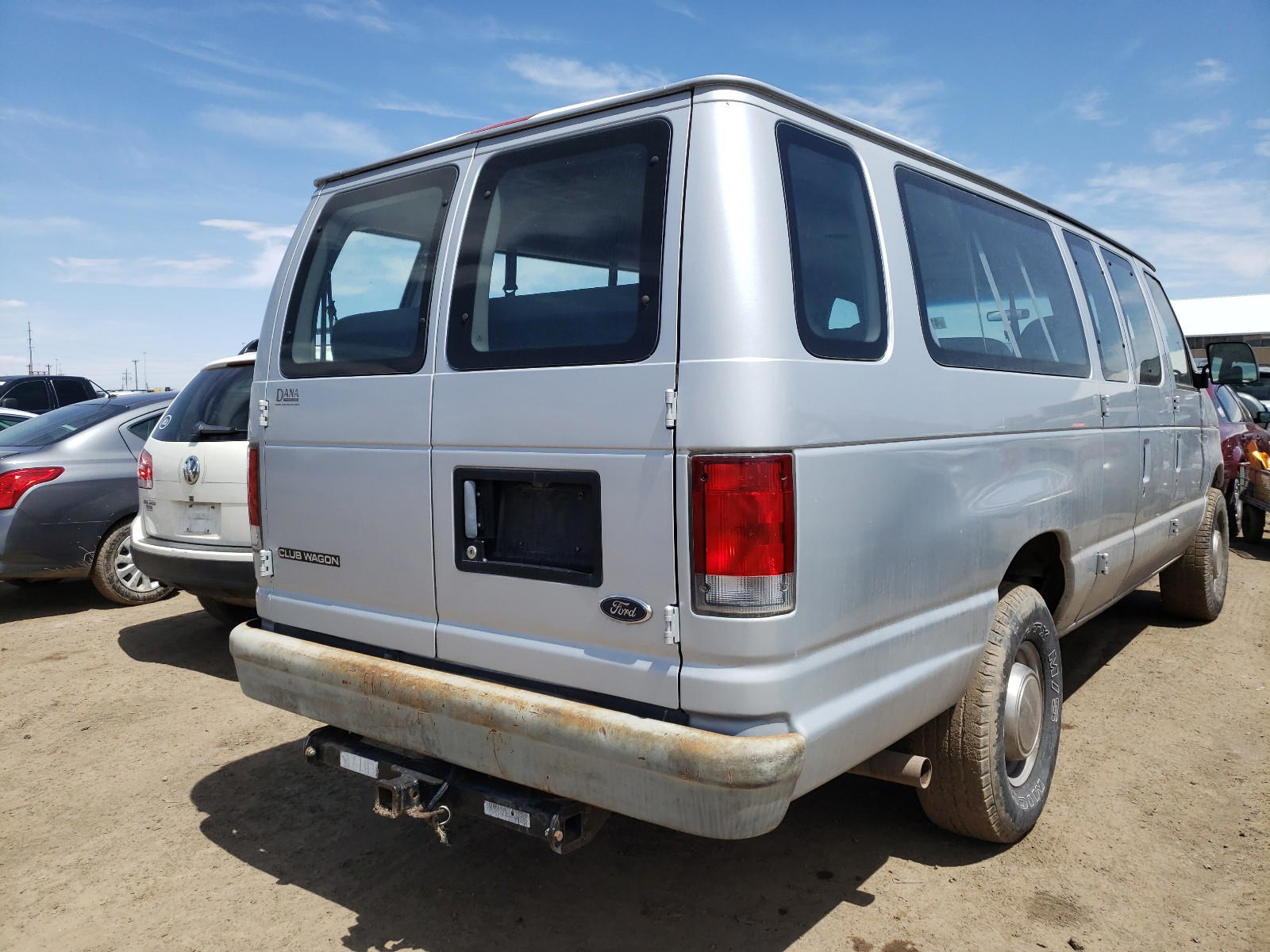 Photo 4 from auction – 1998 FORD ECONOLINE with VIN 1FBSS31L0WHB55921