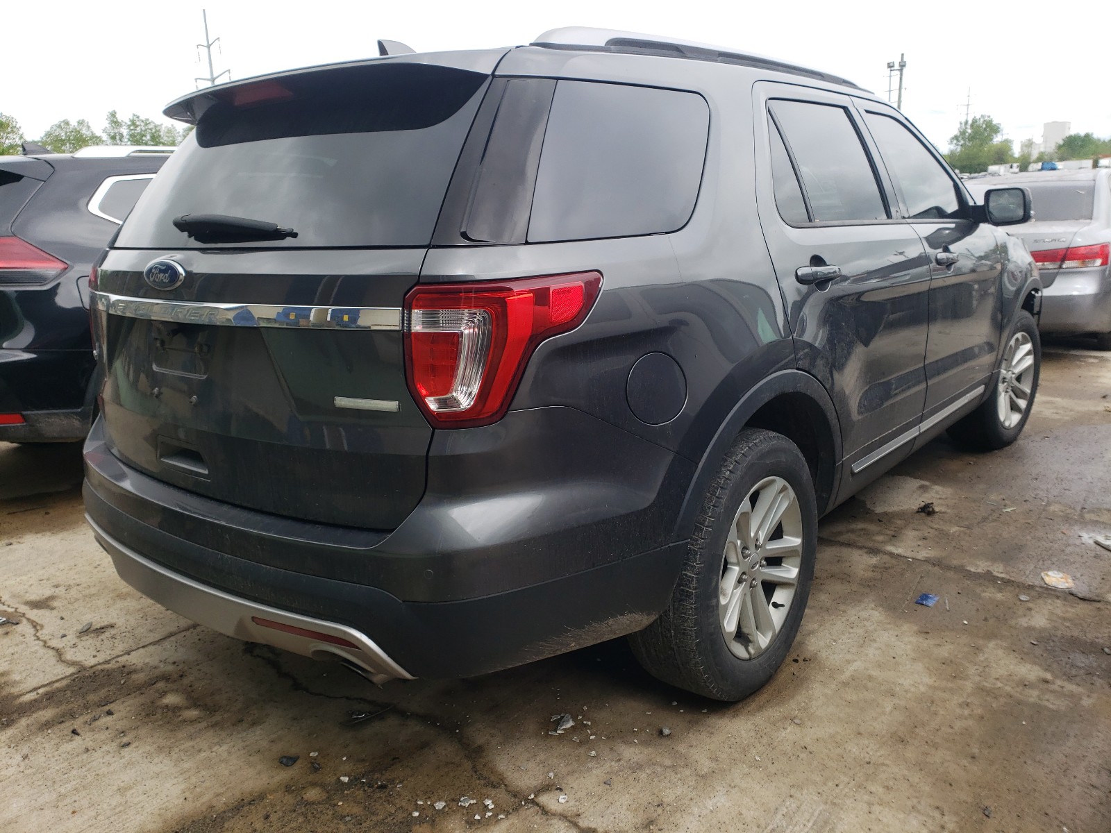 Foto 4 de la subasta – 2016 FORD EXPLORER X con VIN 1FM5K7DHXGGB35430