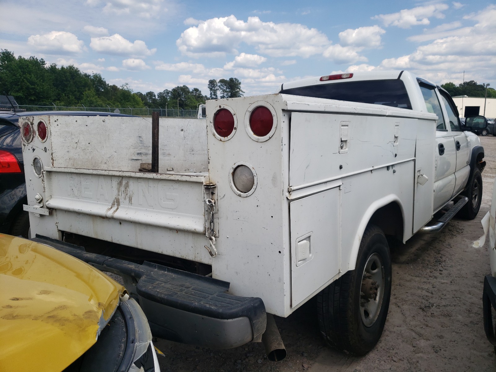 Фото 4 с аукциона – 2006 CHEVROLET SILVERADO с VIN 1GCHC23U76F107301