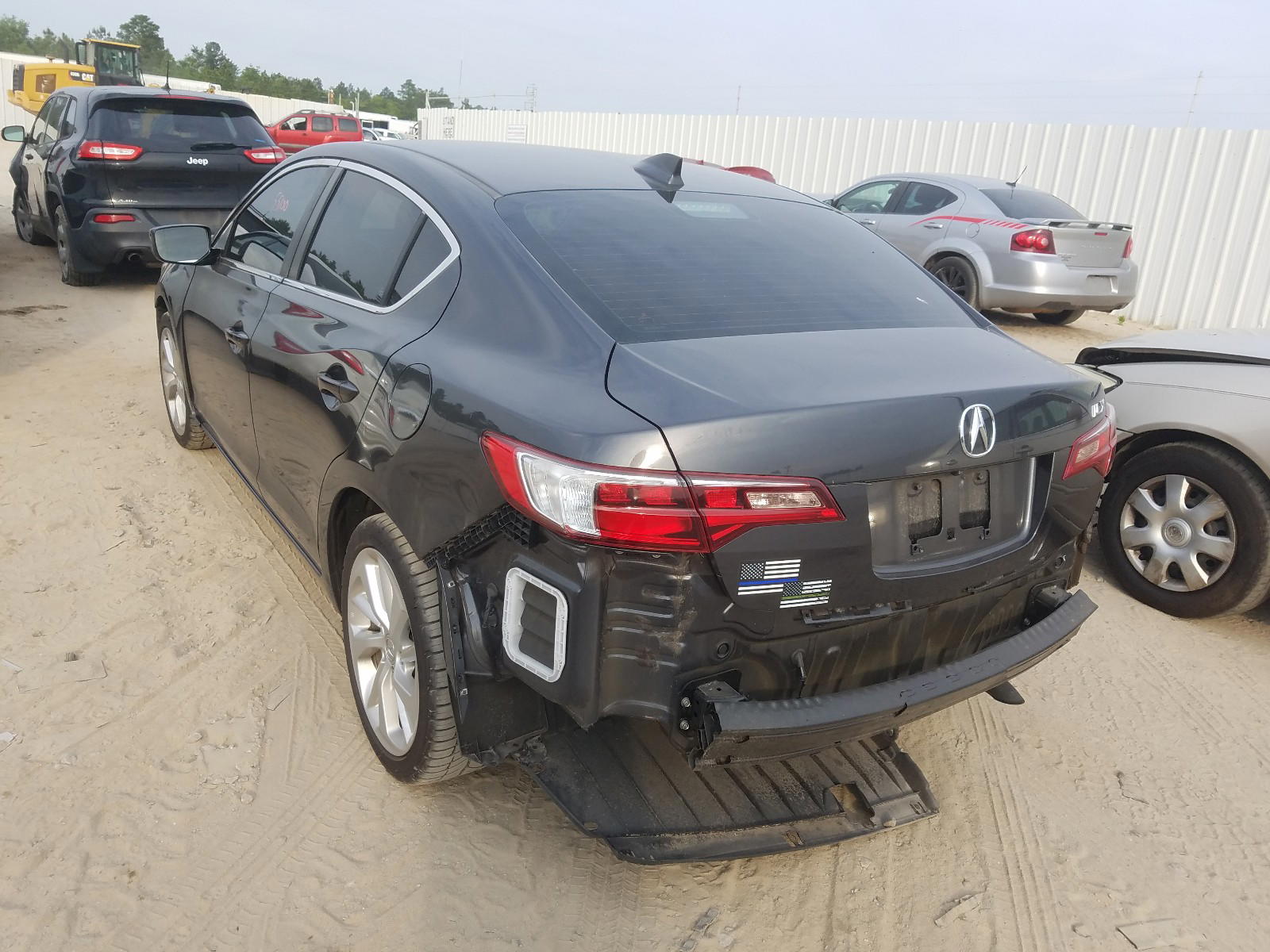 Photo 3 from auction – 2016 ACURA ILX BASE W with VIN 19UDE2F36GA018041