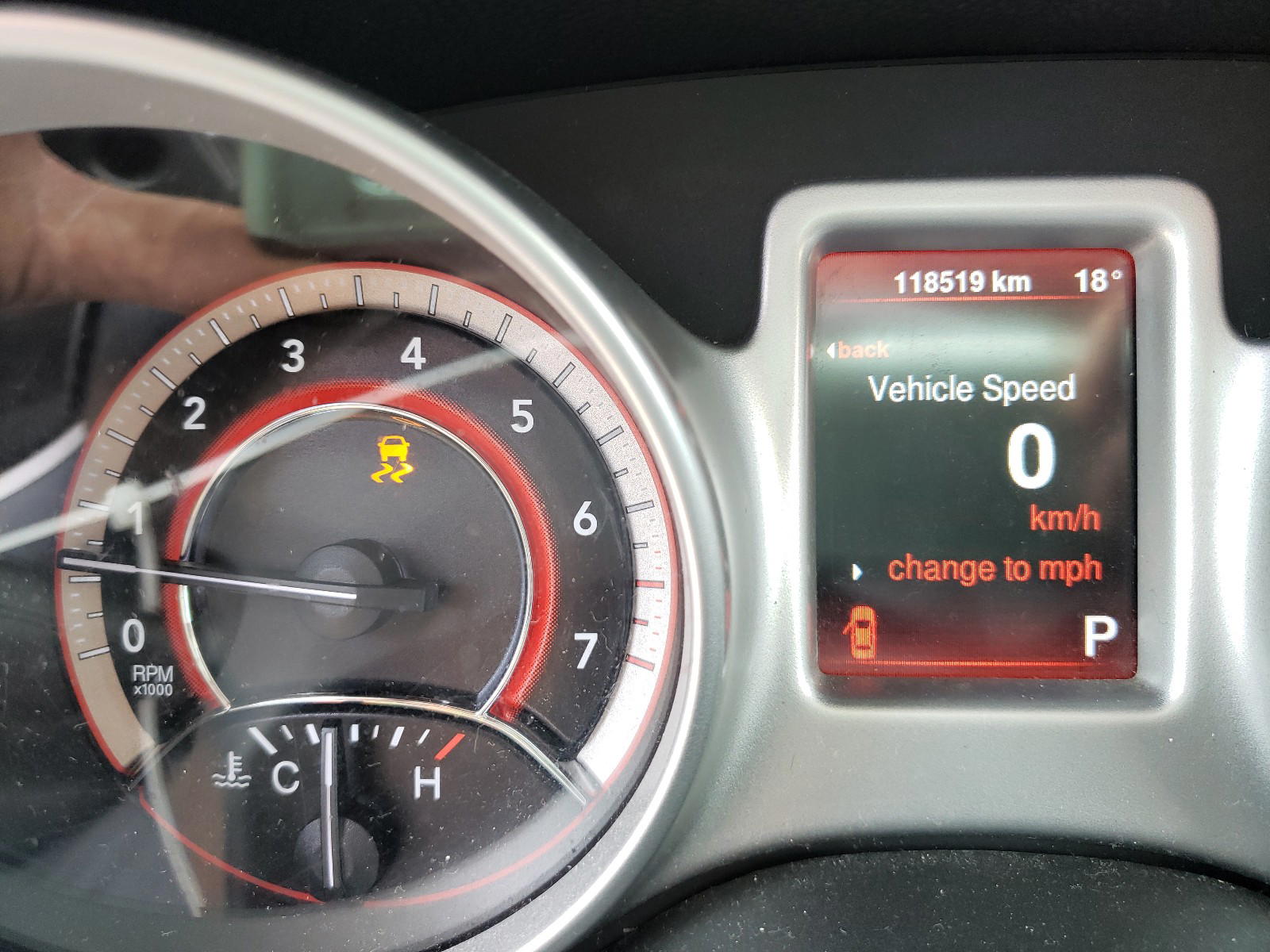 Photo 8 from auction – 2014 DODGE JOURNEY SE with VIN 3C4PDCAB9ET196910