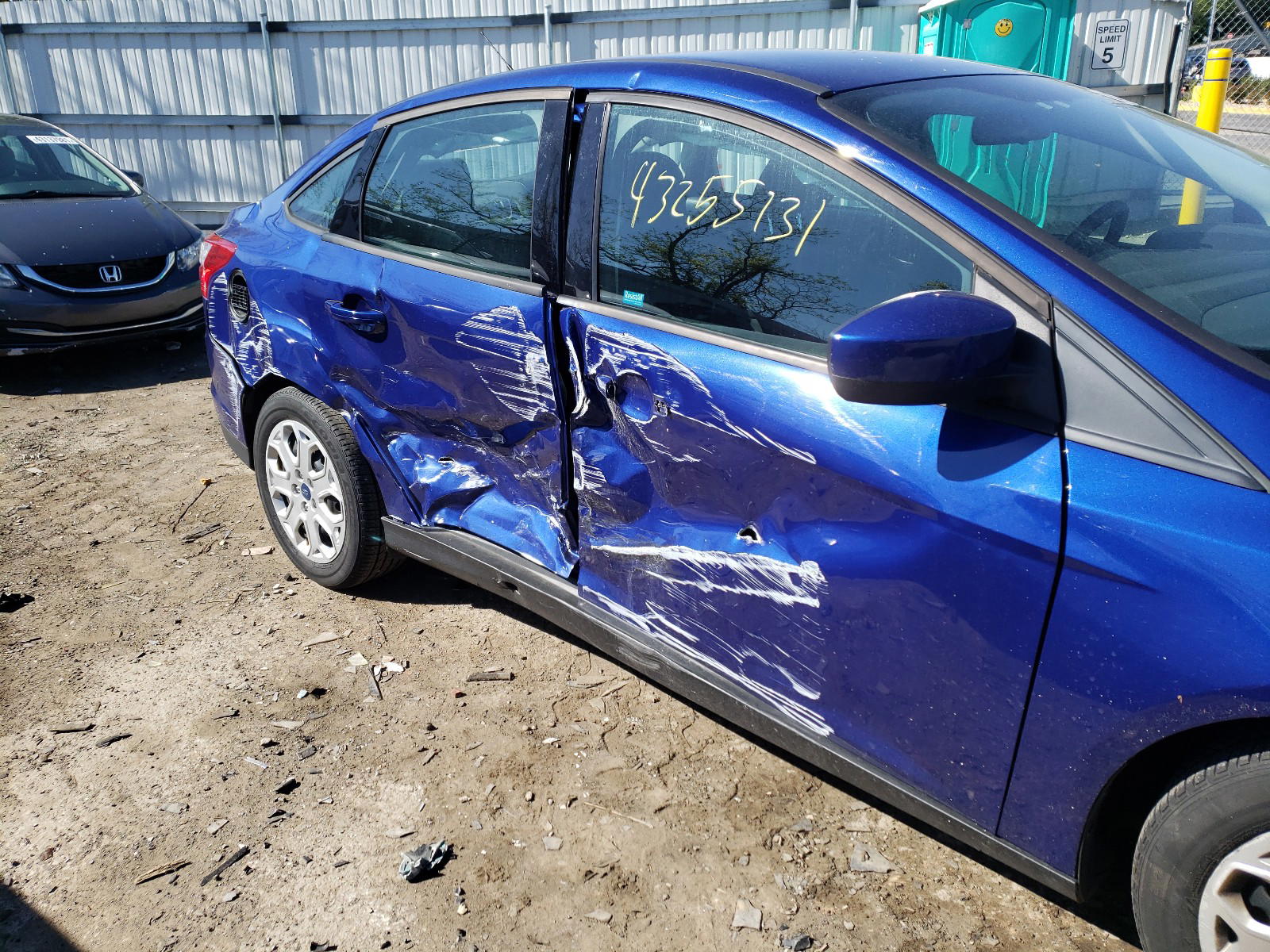 Photo 9 from auction – 2012 FORD FOCUS SE with VIN 1FAHP3F25CL462751