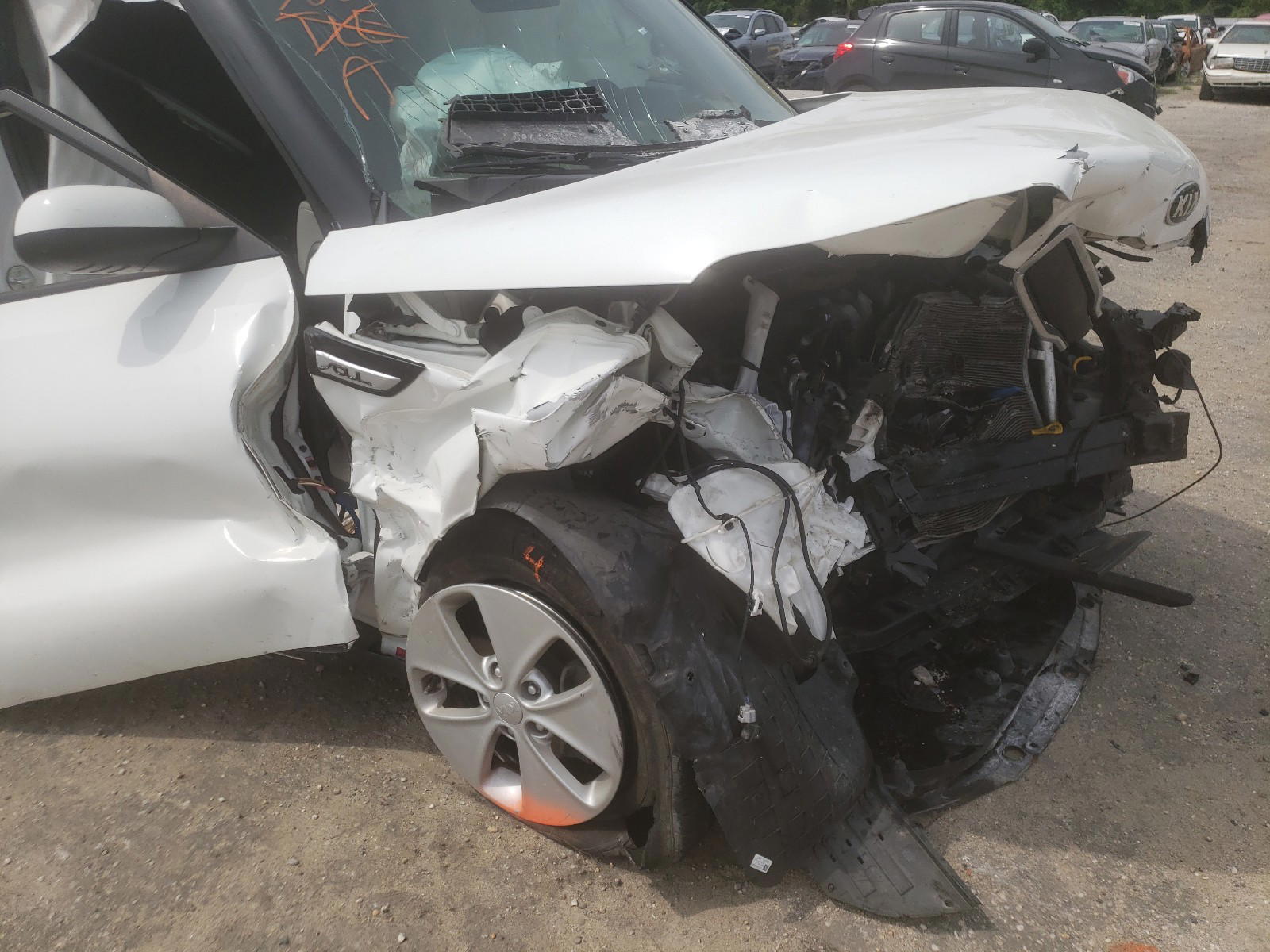 Photo 9 from auction – 2015 KIA SOUL with VIN KNDJN2A29F7774698
