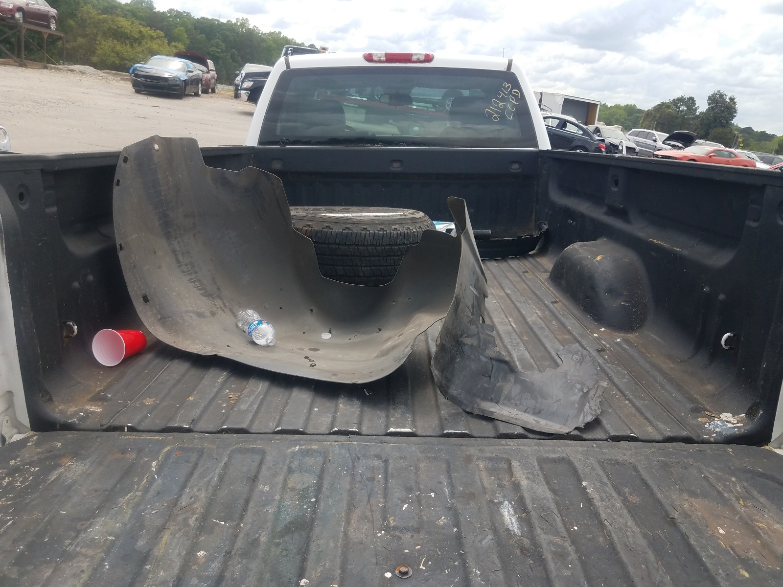 Photo 6 from auction – 2007 CHEVROLET SILVERADO with VIN 1GCEC14C37Z560110