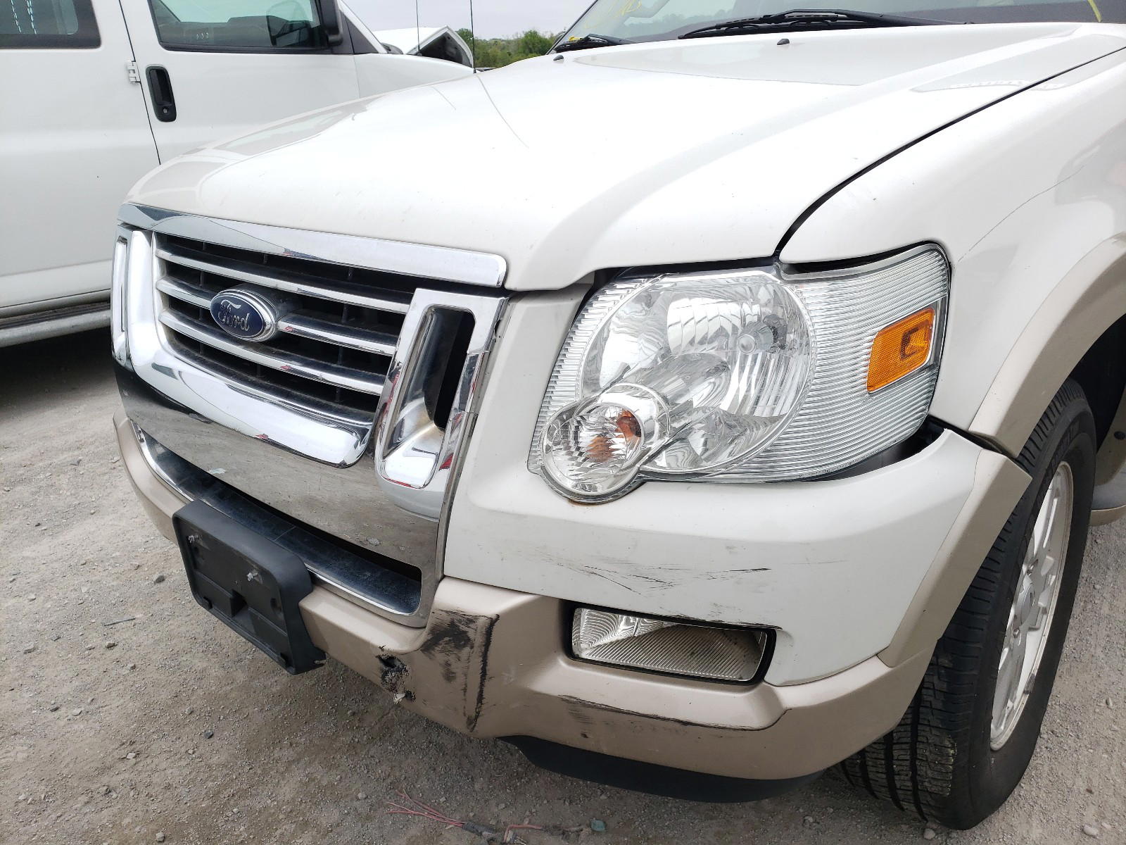 Photo 9 from auction – 2010 FORD EXPLORER with VIN 1FMEU7EE8AUA16671