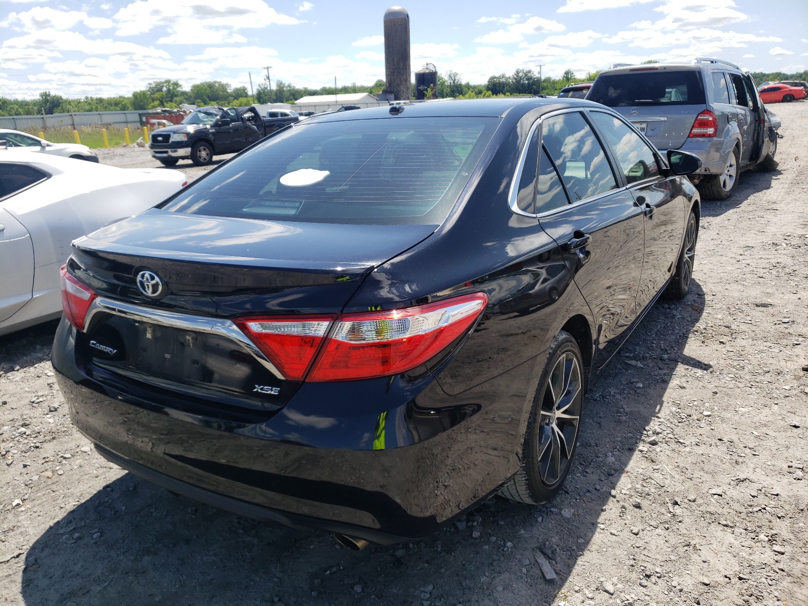 Photo 4 from auction – 2017 TOYOTA CAMRY LE with VIN 4T1BF1FK0HU638528