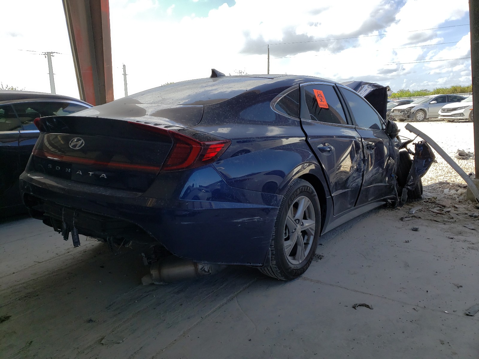 Photo 4 from auction – 2020 HYUNDAI SONATA SE with VIN 5NPEG4JA8LH054573