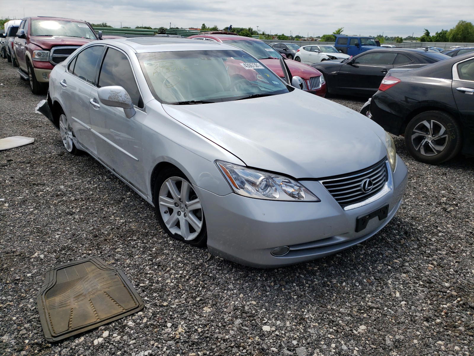 LEXUS ES 350 2007 with VIN JTHBJ46G372113276 - Photo from auction