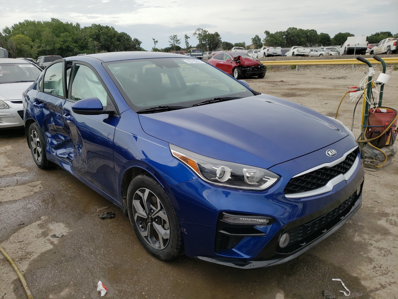 KIA FORTE FE 2019 with VIN 3KPF24ADXKE058253 - Photo from auction