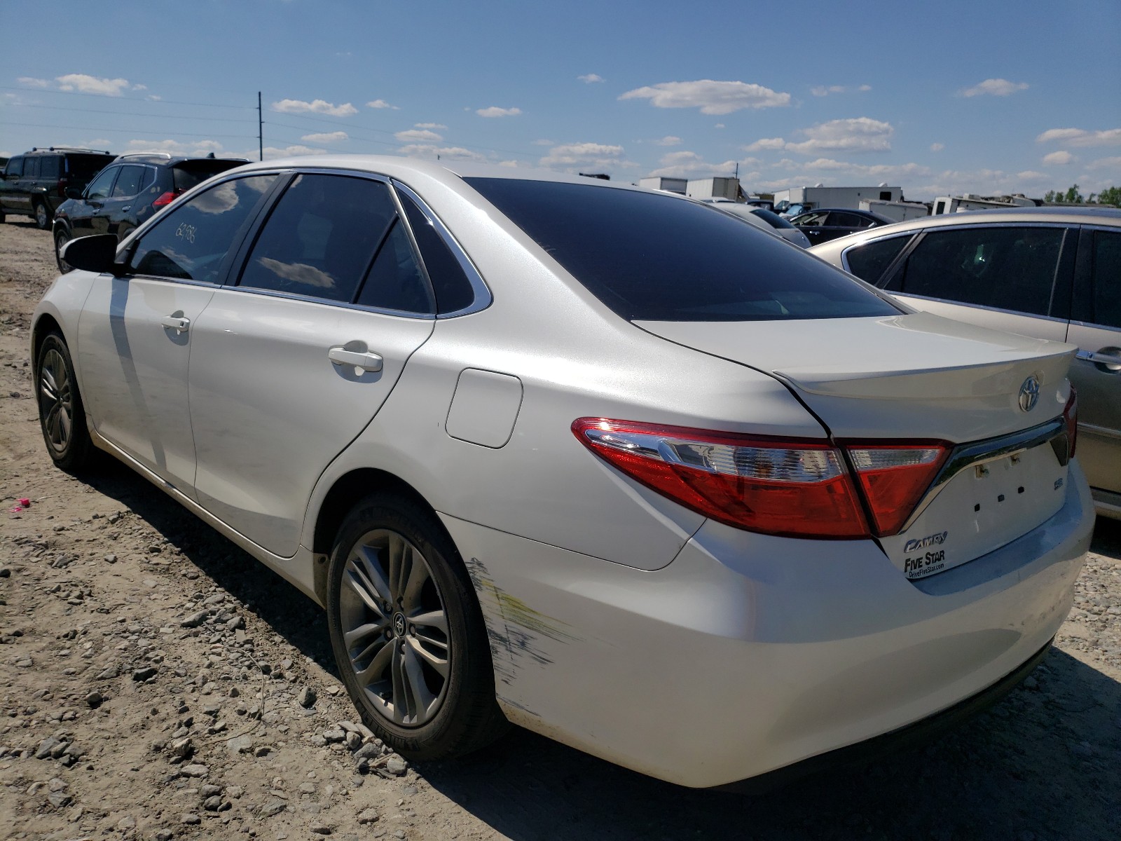 Photo 3 from auction – 2015 TOYOTA CAMRY LE with VIN 4T1BF1FK4FU111749