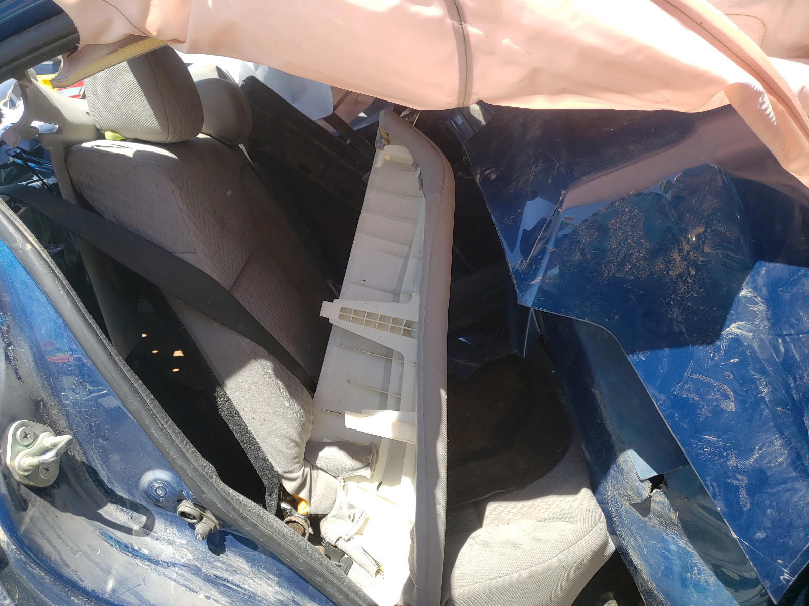 Photo 6 from auction – 2014 HONDA CIVIC LX with VIN 19XFB2F54EE024108