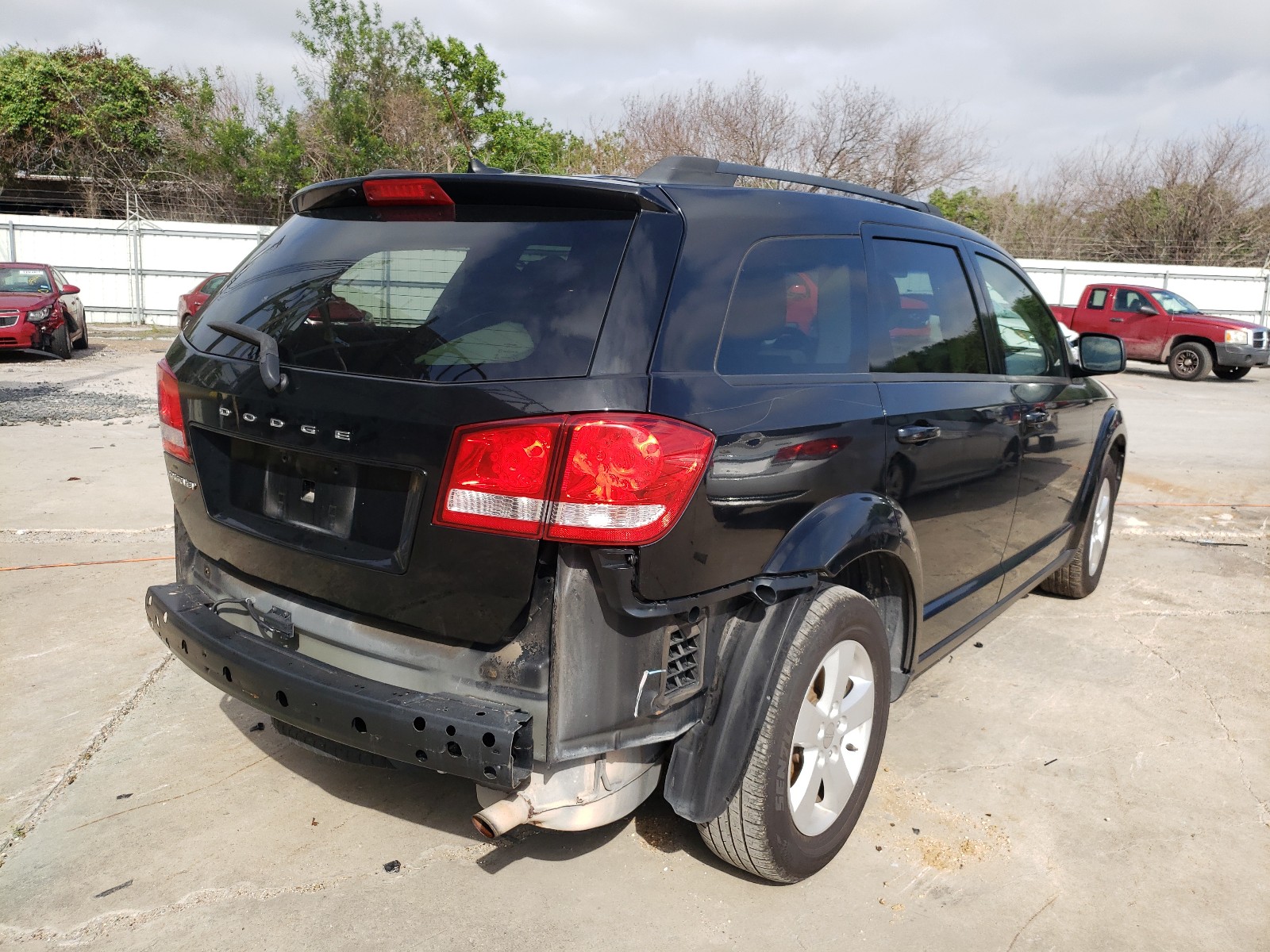 Zdjęcie 4 z aukcji – 2014 DODGE JOURNEY SE z VIN 3C4PDCAB1ET154828