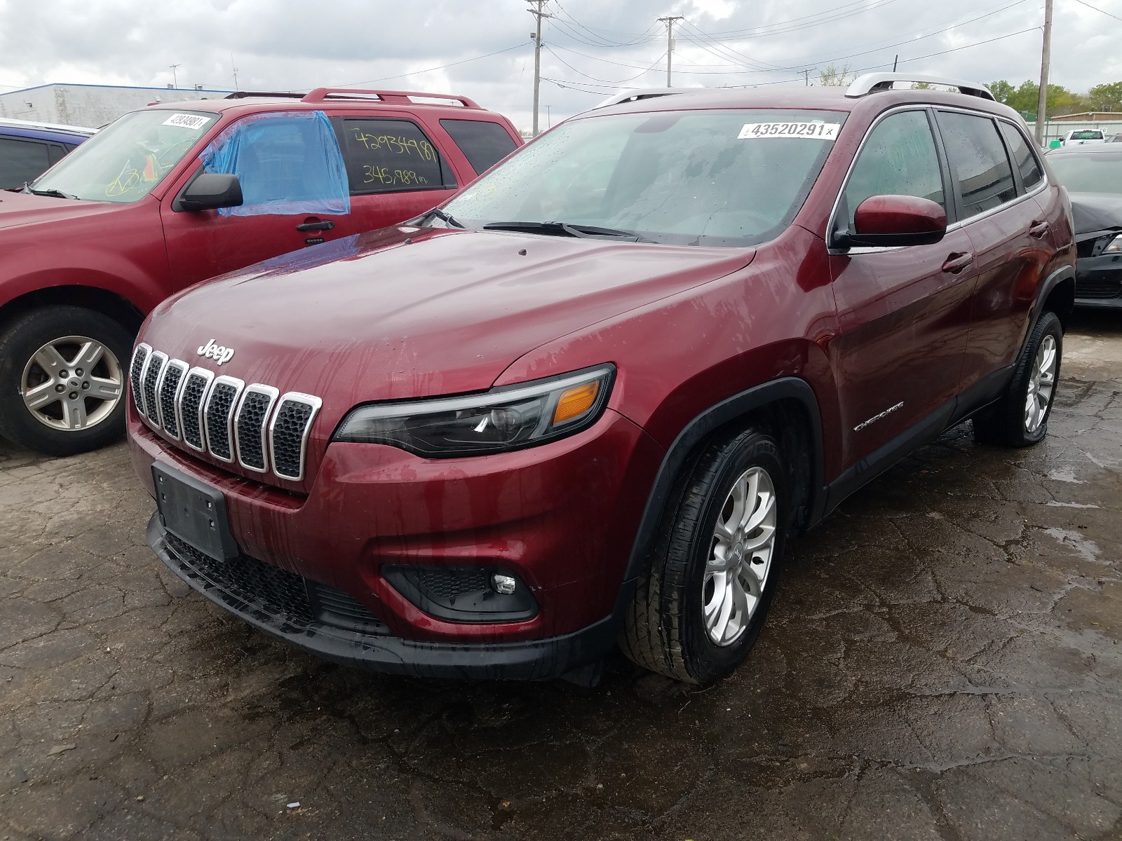 Photo 2 from auction – 2019 JEEP CHEROKEE L with VIN 1C4PJLCB9KD365699