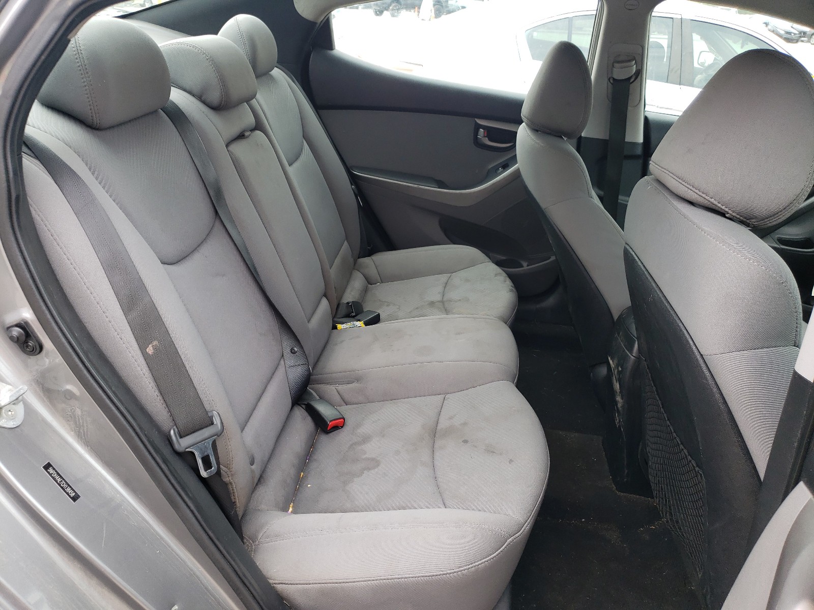 Photo 6 from auction – 2012 HYUNDAI ELANTRA GL with VIN 5NPDH4AE7CH138458
