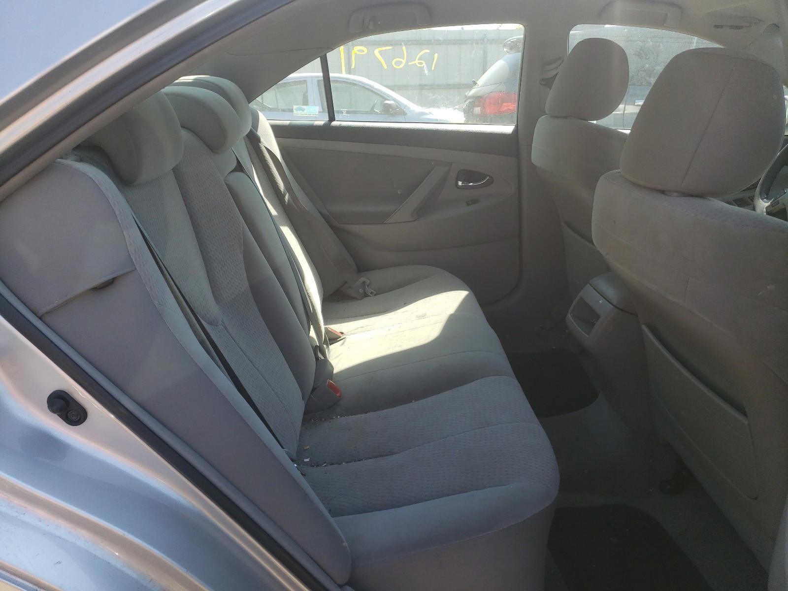 Photo 16 from auction – 2011 TOYOTA CAMRY BASE with VIN 4T1BF3EK6BU657900