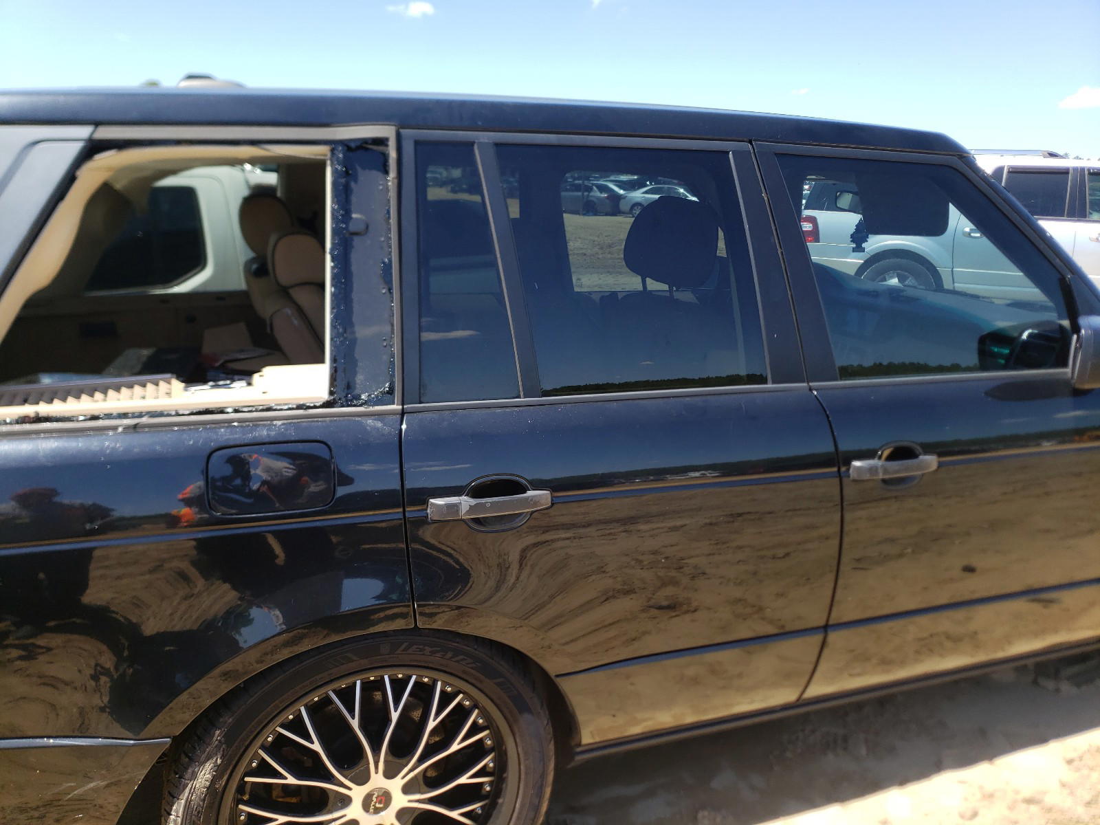 Photo 6 from auction – 2008 LAND ROVER RANGE ROVE with VIN SALME15458A264396
