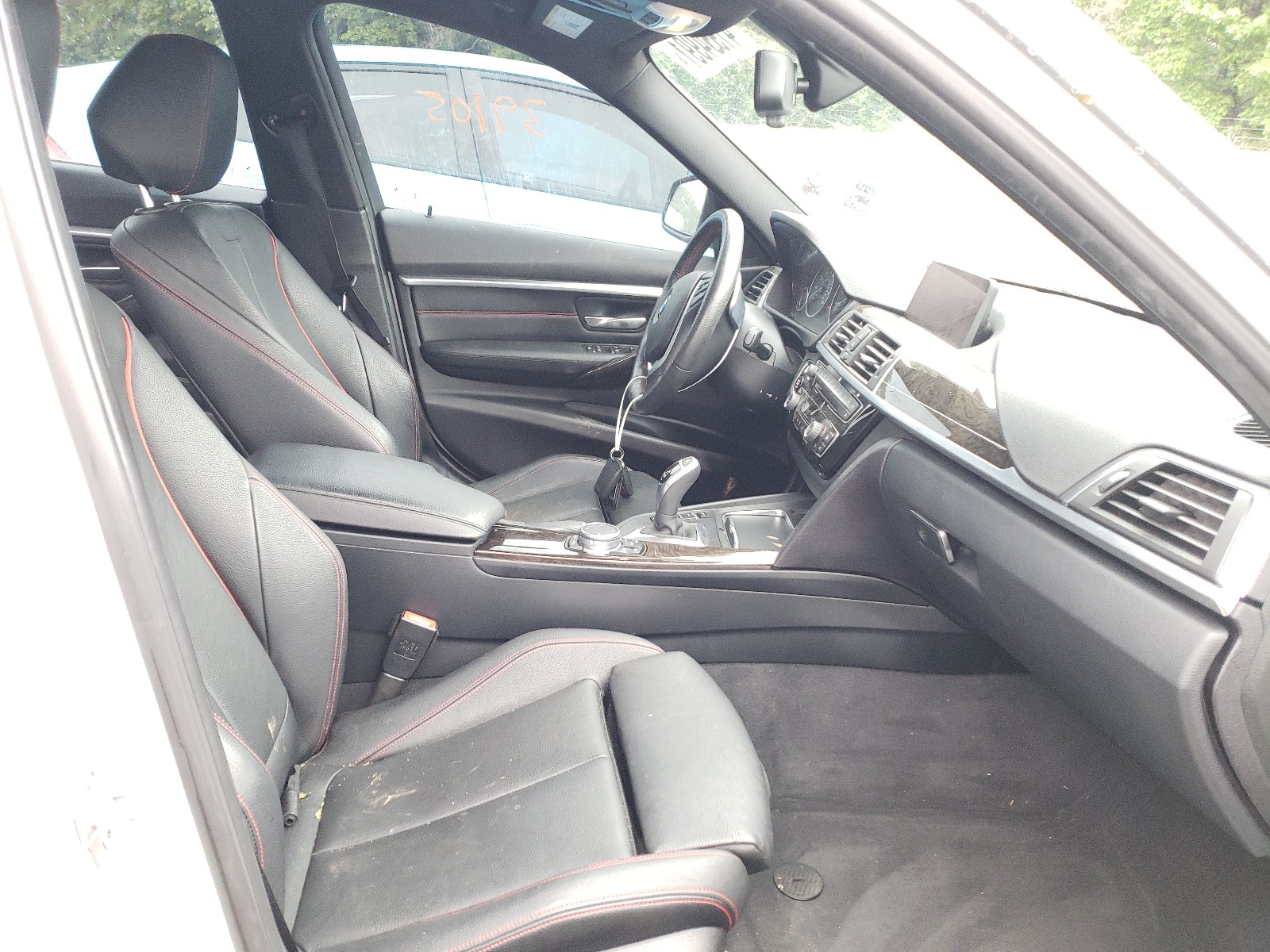 Photo 5 from auction – 2017 BMW 330 I with VIN WBA8B9G53HNU50689