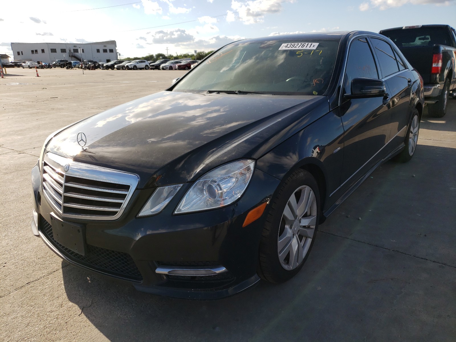 Photo 2 from auction – 2012 MERCEDES-BENZ E 350 BLUE with VIN WDDHF2EB3CA543855