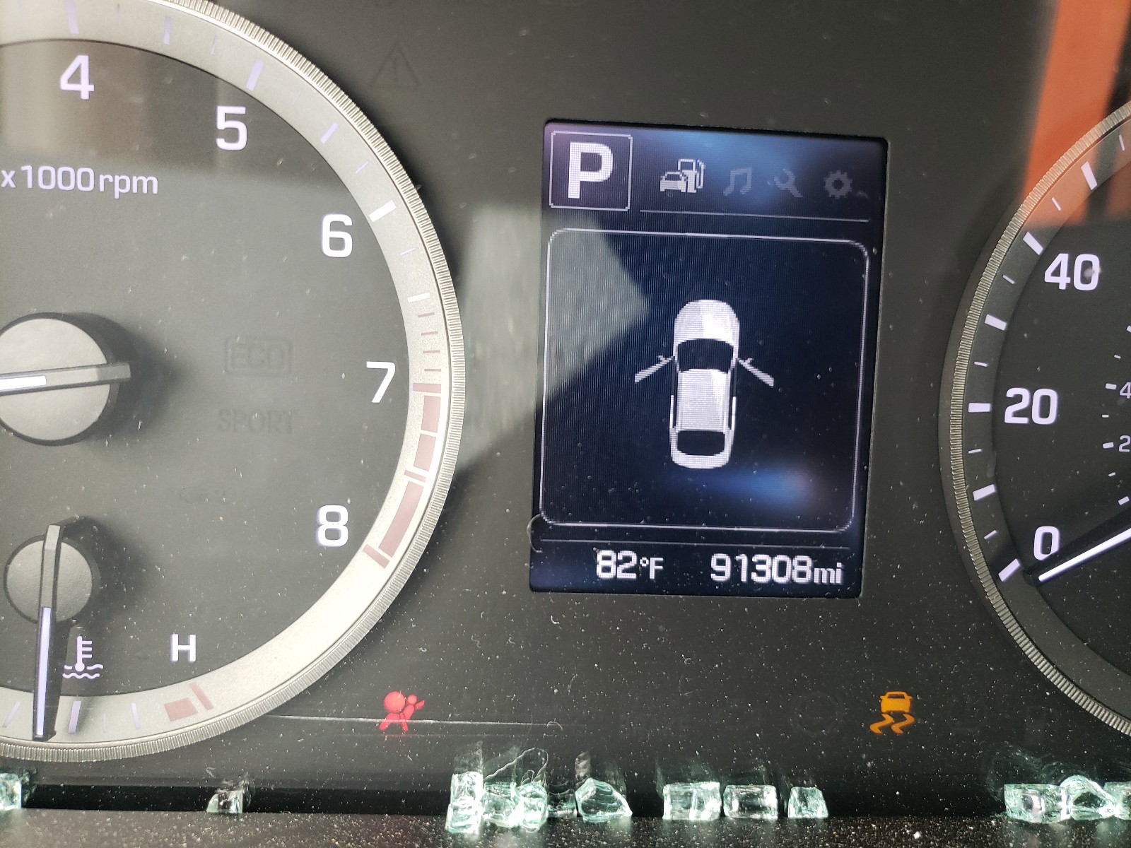 Photo 8 from auction – 2016 HYUNDAI SONATA SE with VIN 5NPE24AF0GH400969