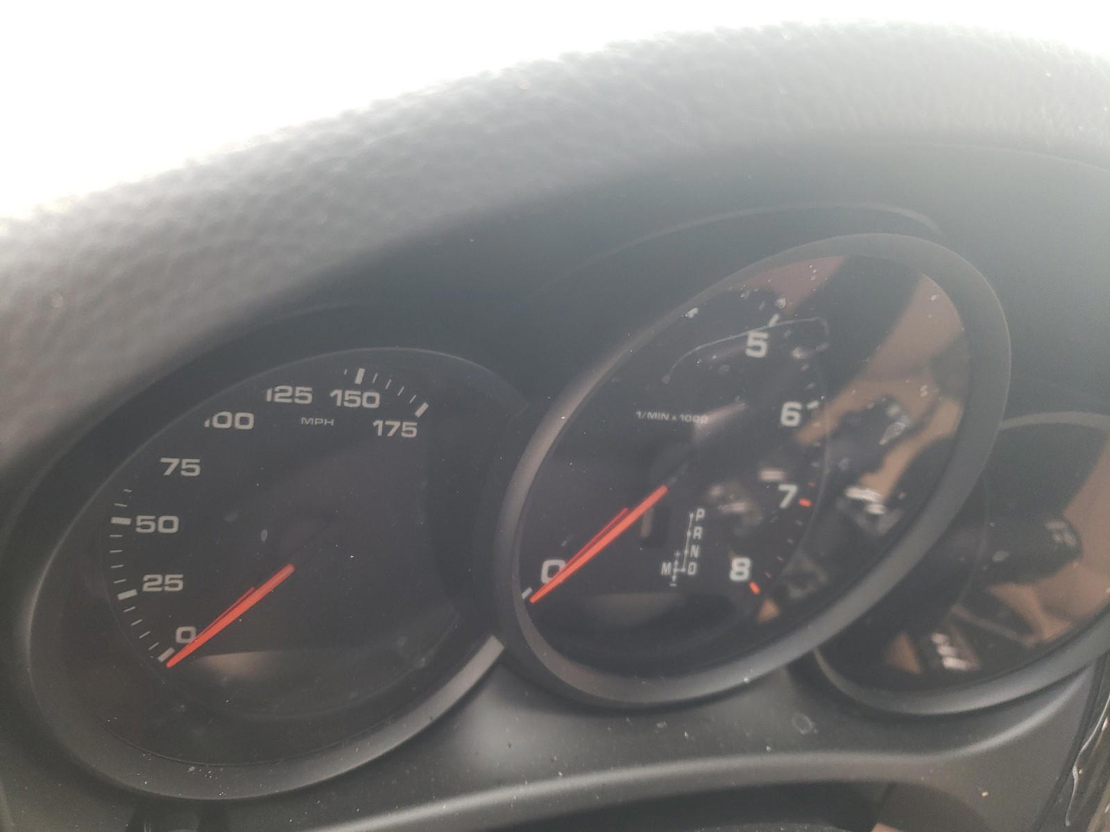 Photo 8 from auction – 2020 PORSCHE MACAN with VIN WP1AA2A59LLB11459