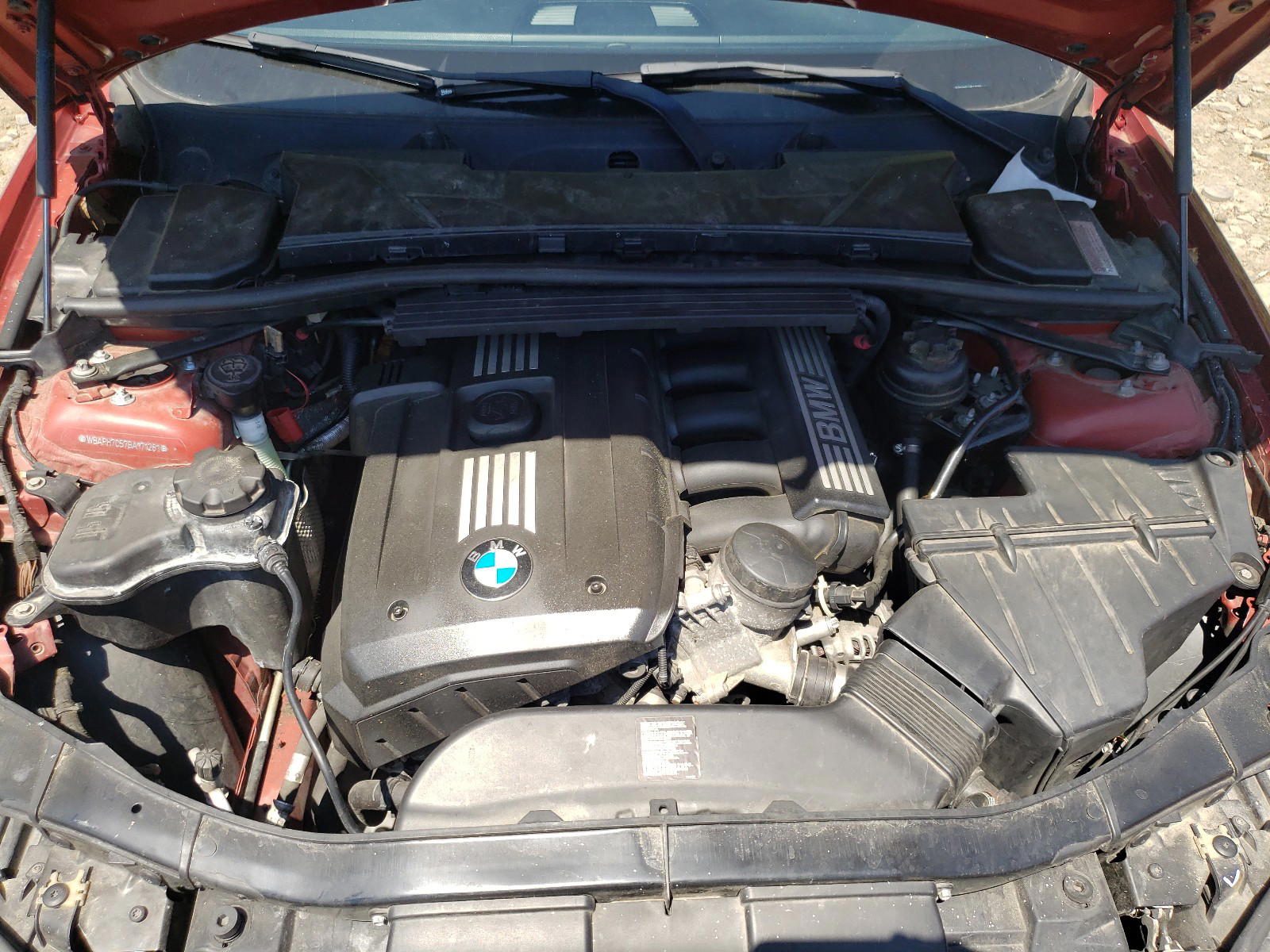 Photo 7 from auction – 2011 BMW 328 I with VIN WBAPH7C57BA171281