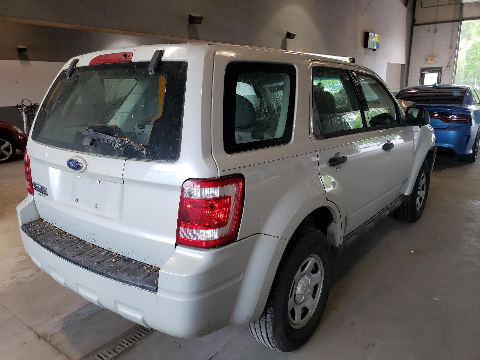 Photo 4 from auction – 2008 FORD ESCAPE XLS with VIN 1FMCU02Z08KC06606