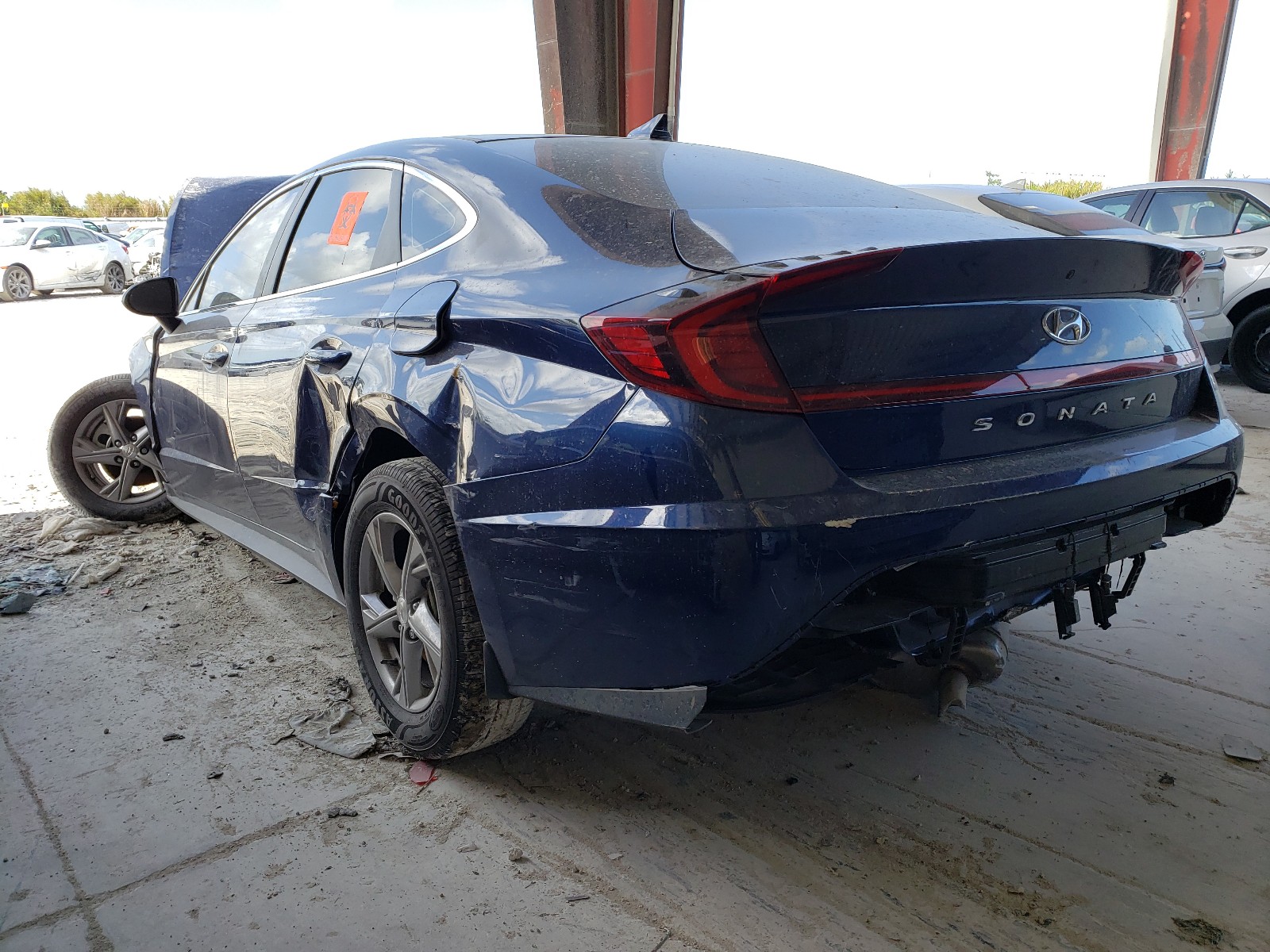 Photo 3 from auction – 2020 HYUNDAI SONATA SE with VIN 5NPEG4JA8LH054573