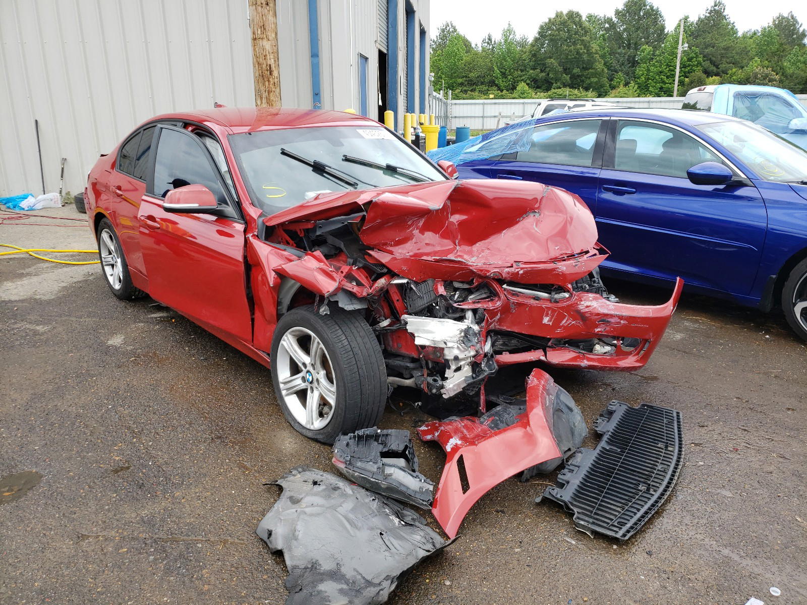 BMW 328 I 2013 with VIN WBA3A5C55DF354689 - Photo from auction