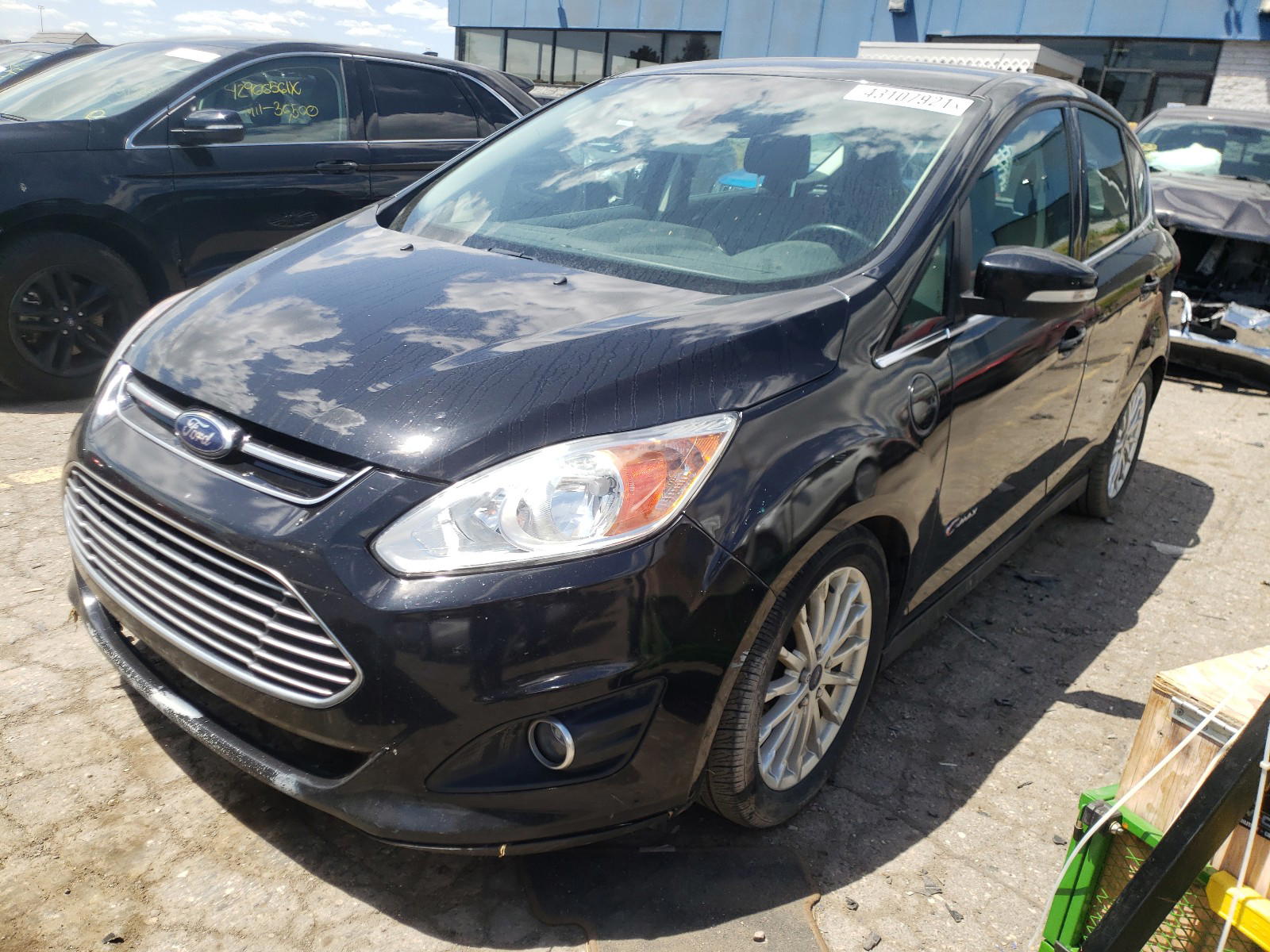Photo 2 from auction – 2016 FORD C-MAX PREM with VIN 1FADP5CU0GL105189